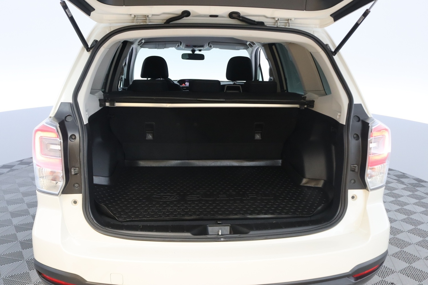 Subaru Forester vaihtoauto