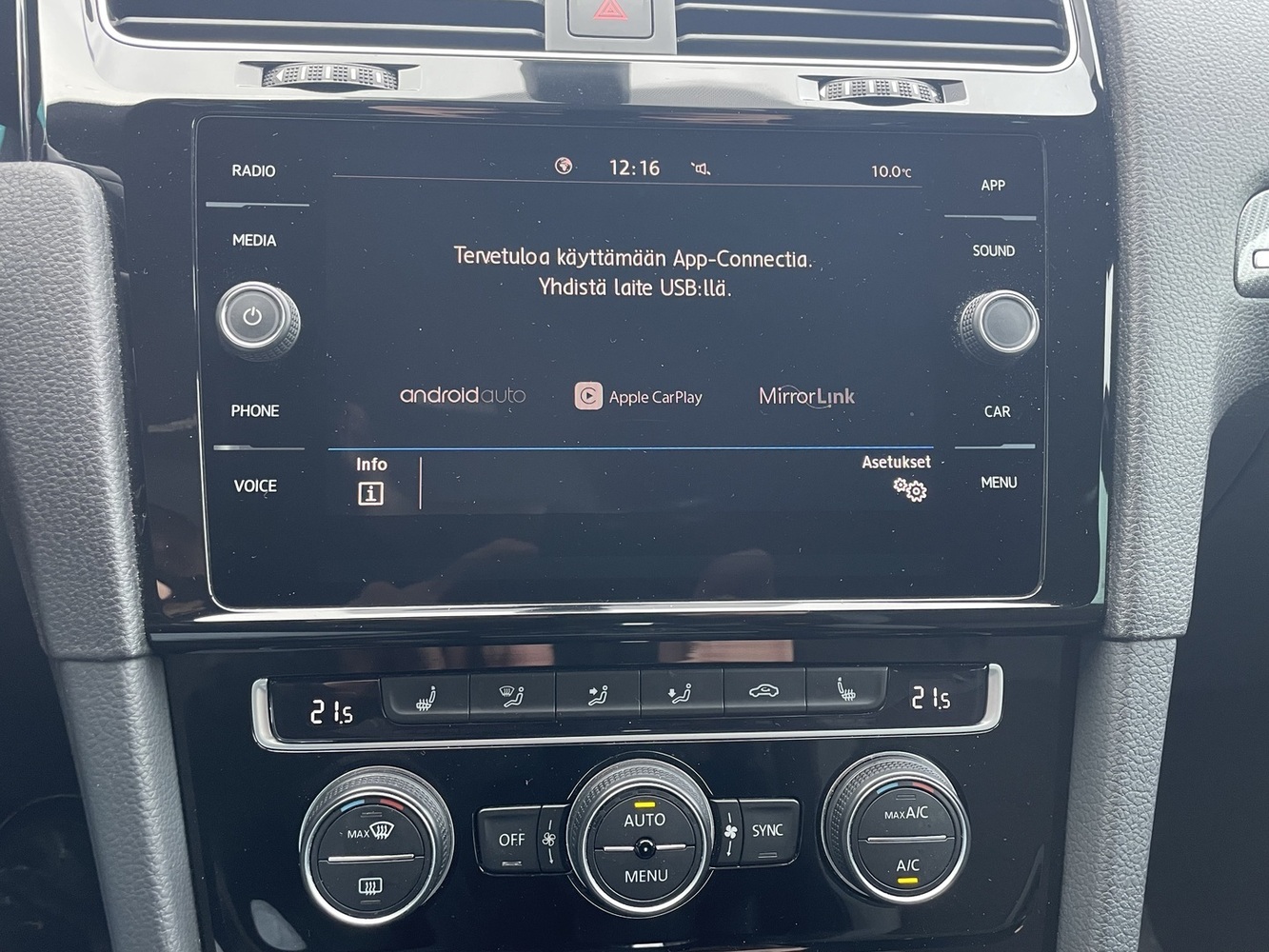 Volkswagen Golf vaihtoauto