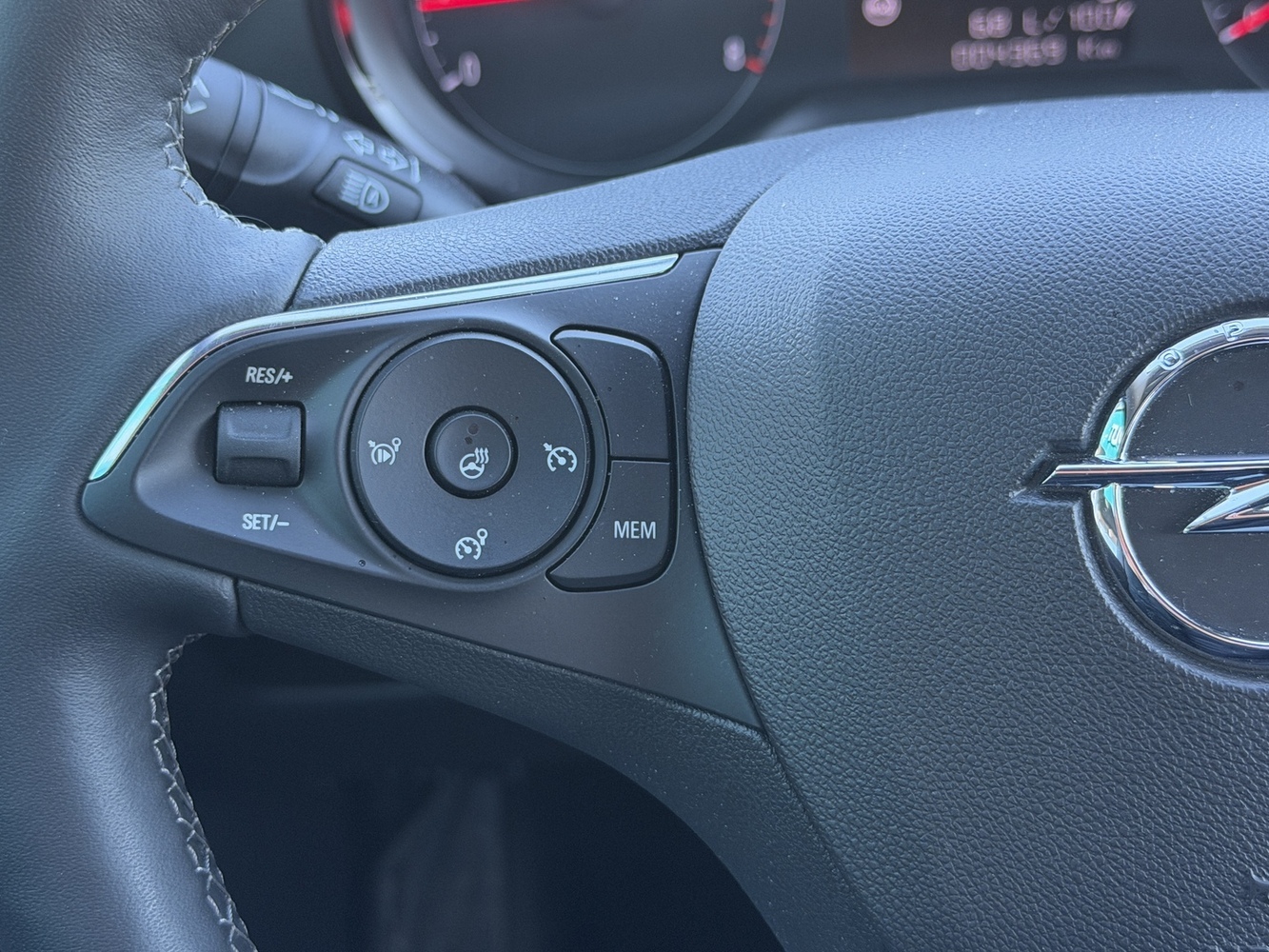 Opel Crossland vaihtoauto