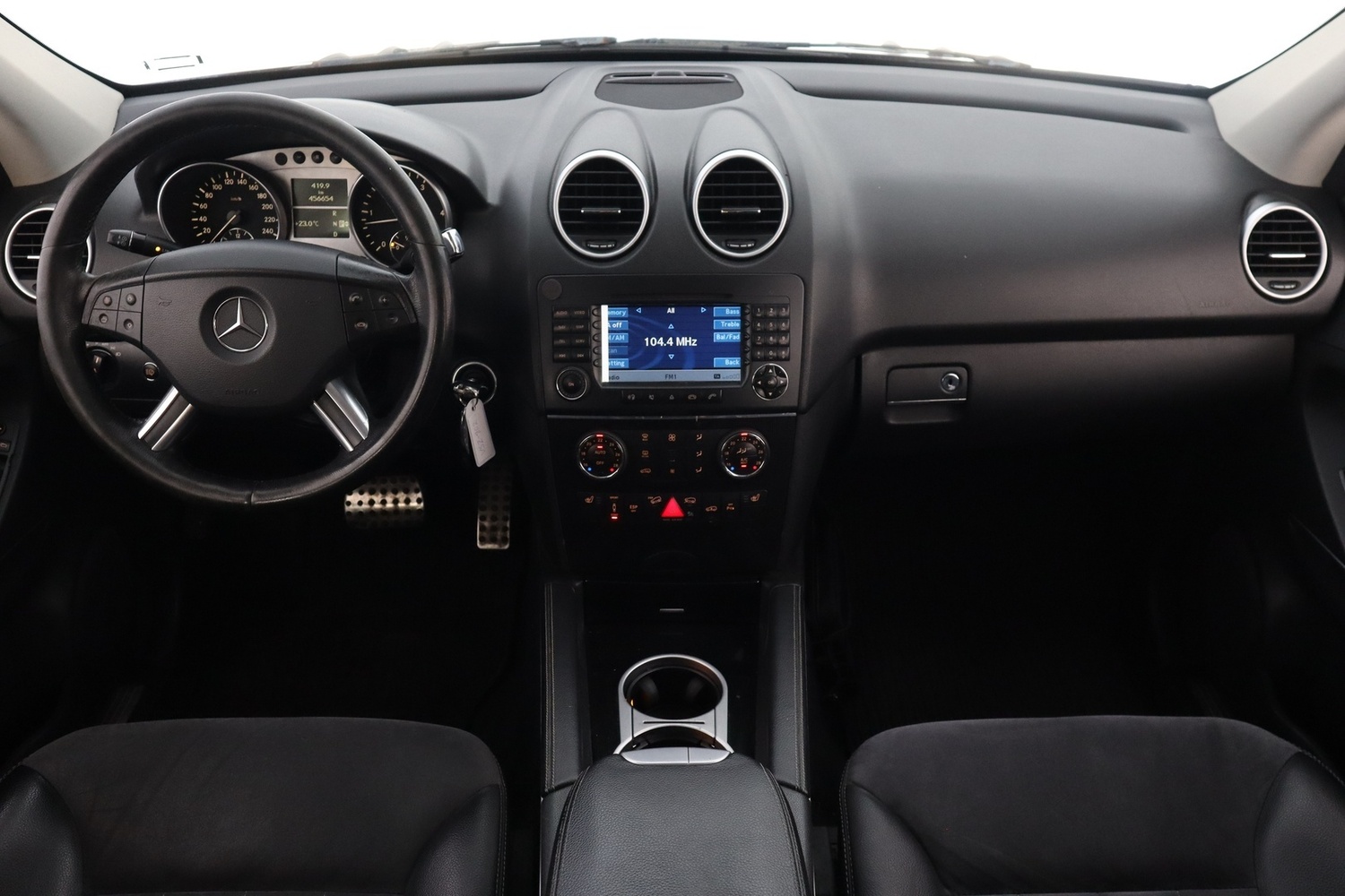 Mercedes-Benz ML vaihtoauto