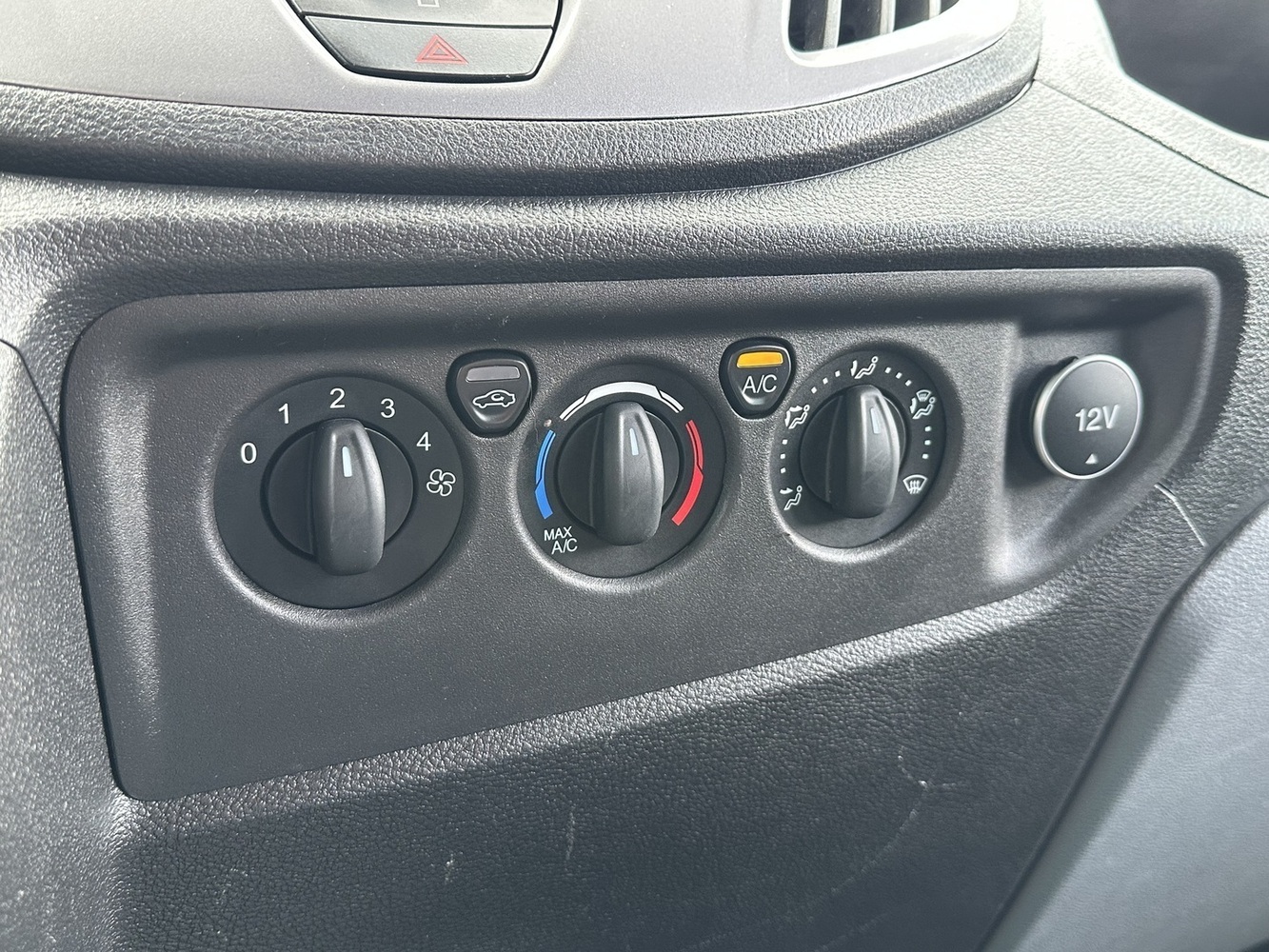 Ford Transit vaihtoauto