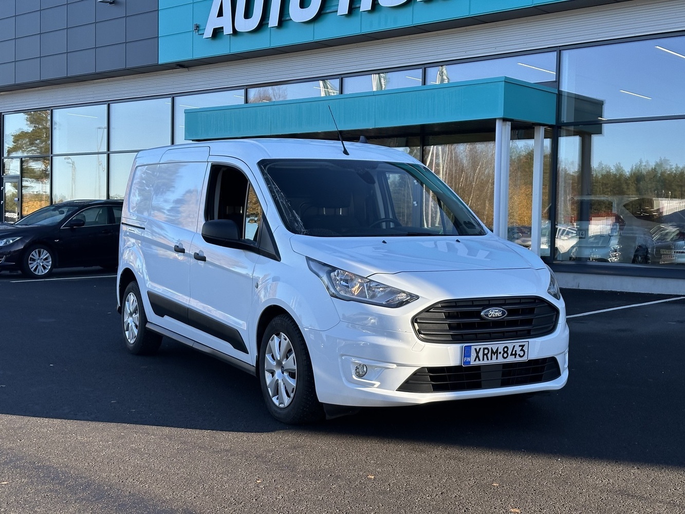 Ford Transit Connect vaihtoauto