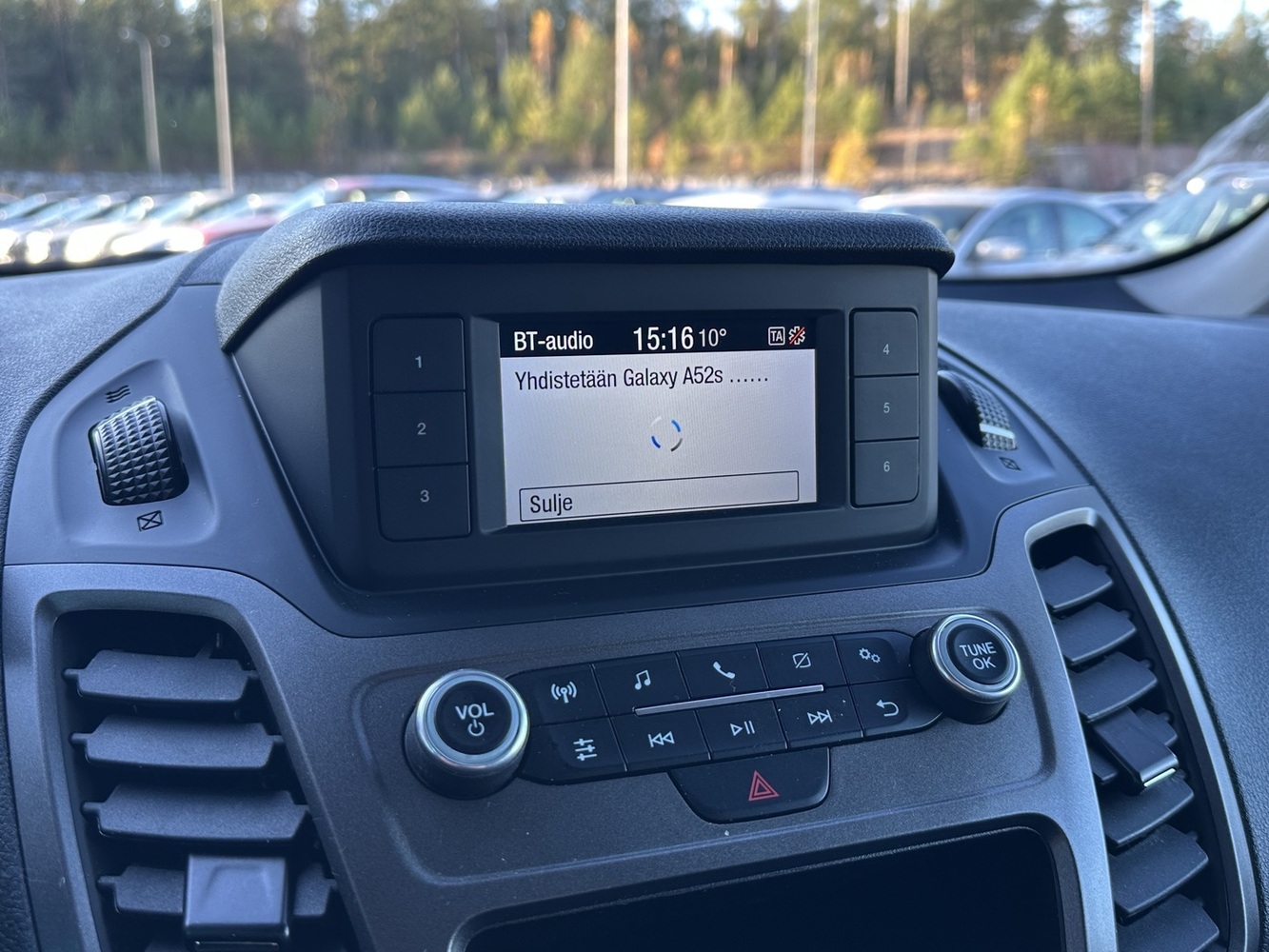 Ford Transit Connect vaihtoauto