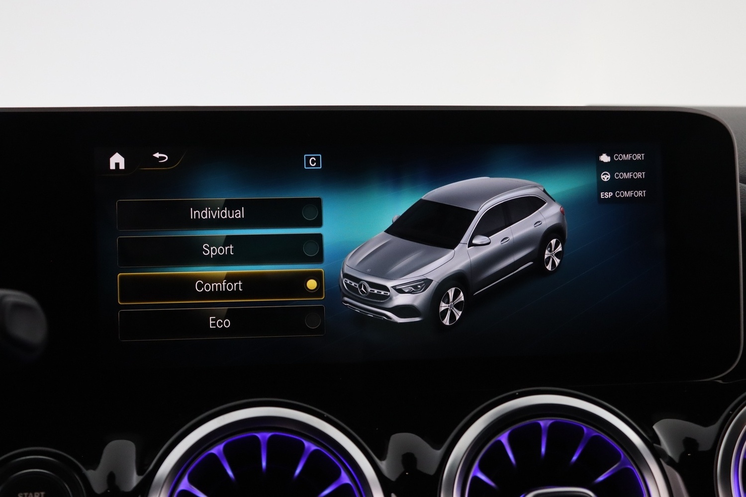 Mercedes-Benz GLA vaihtoauto