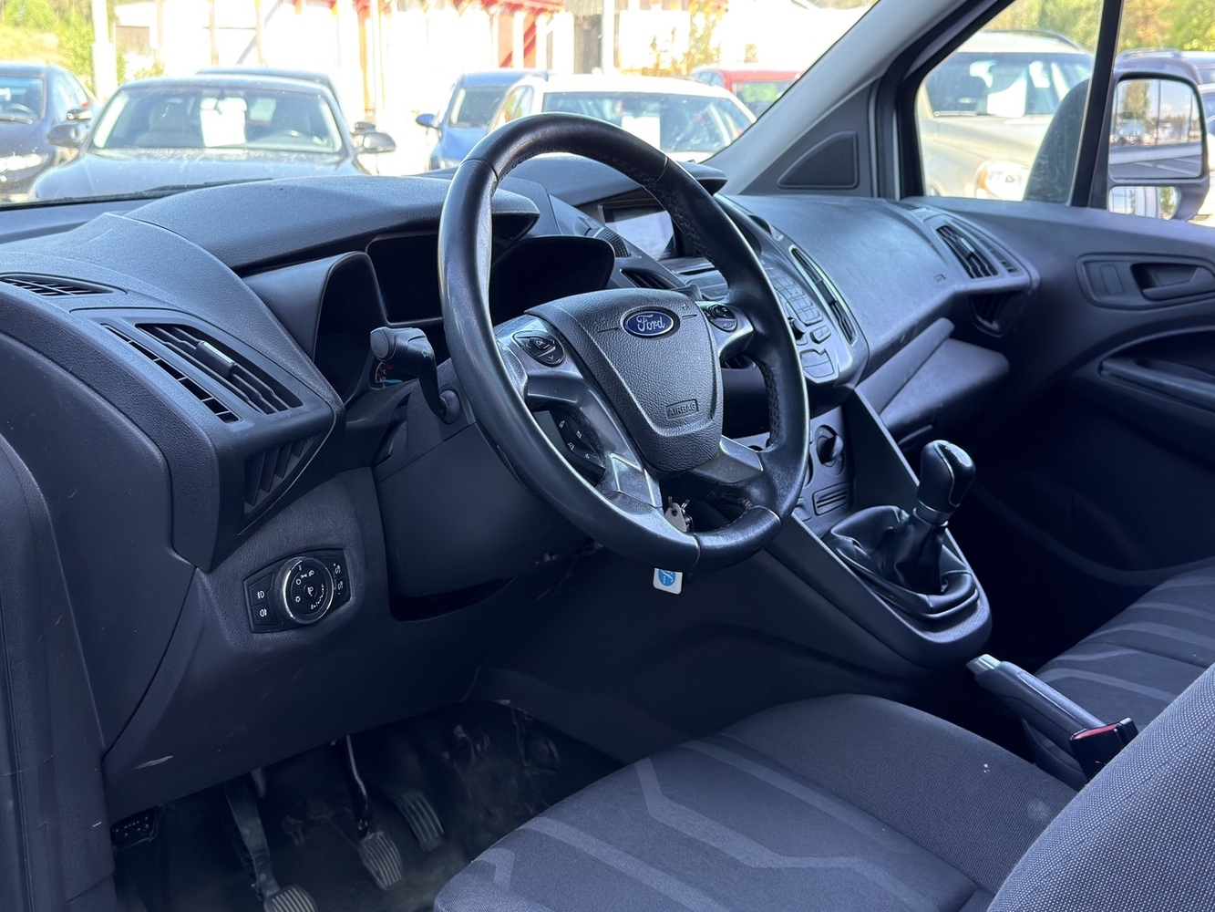 Ford Transit Connect vaihtoauto