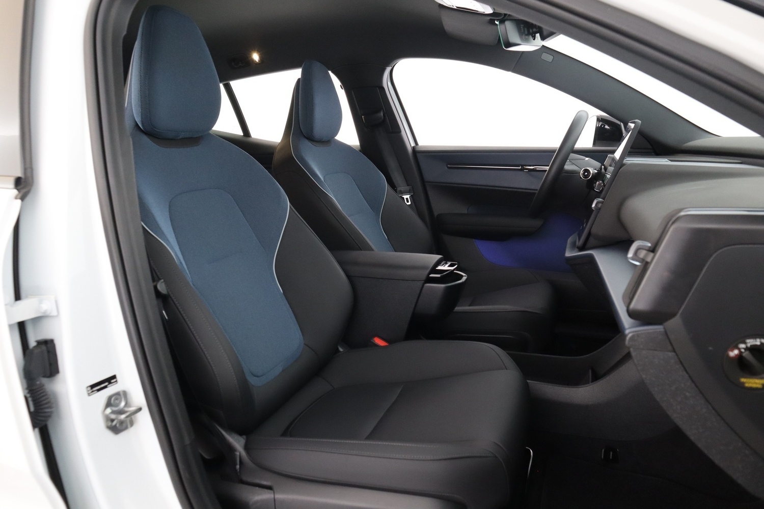 Volvo EX30 vaihtoauto