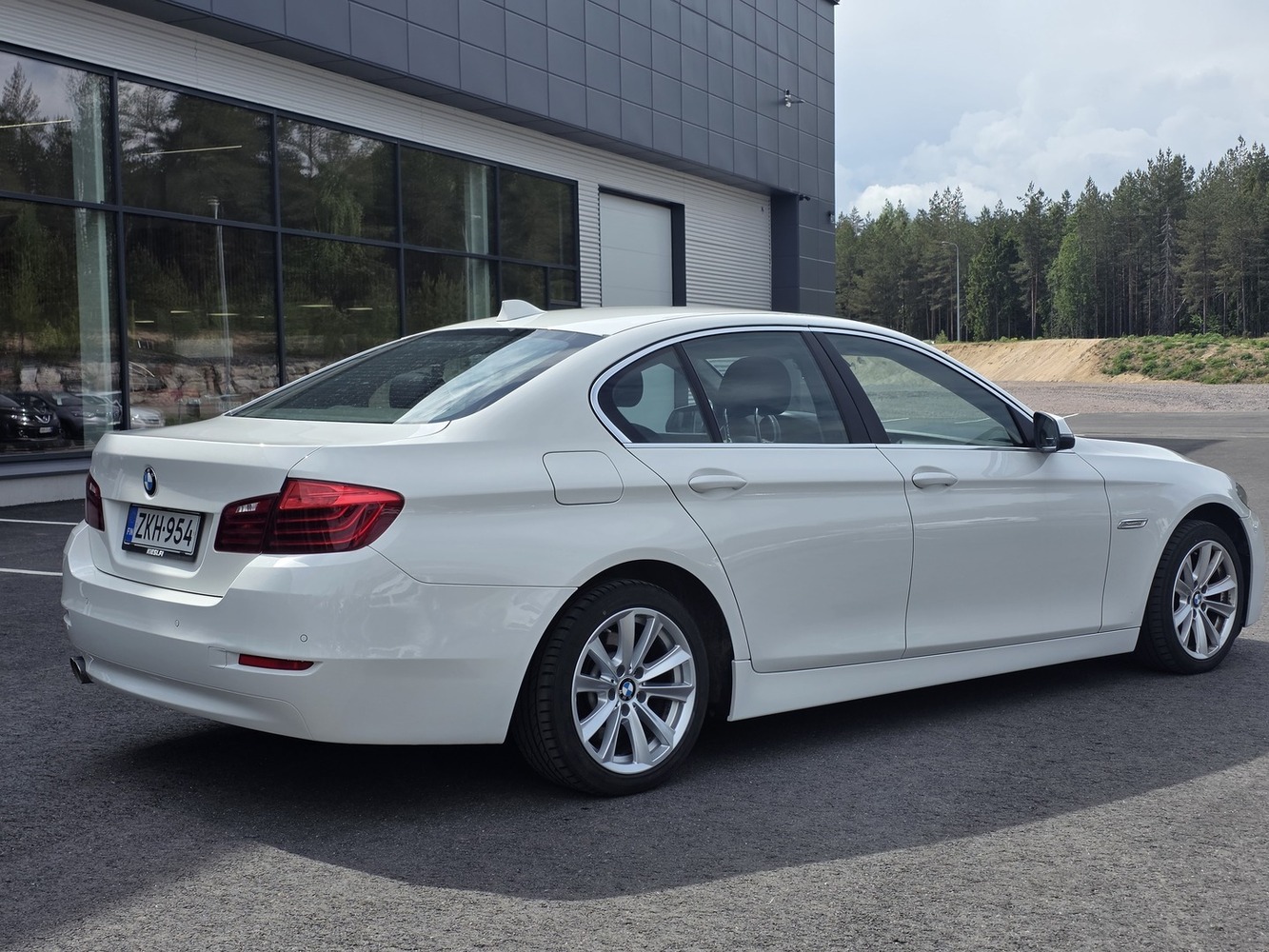 BMW 518 vaihtoauto
