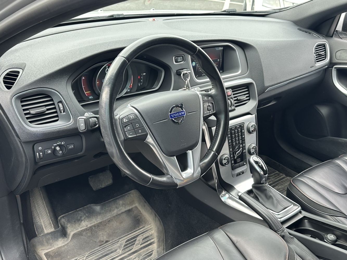 Volvo V40 vaihtoauto