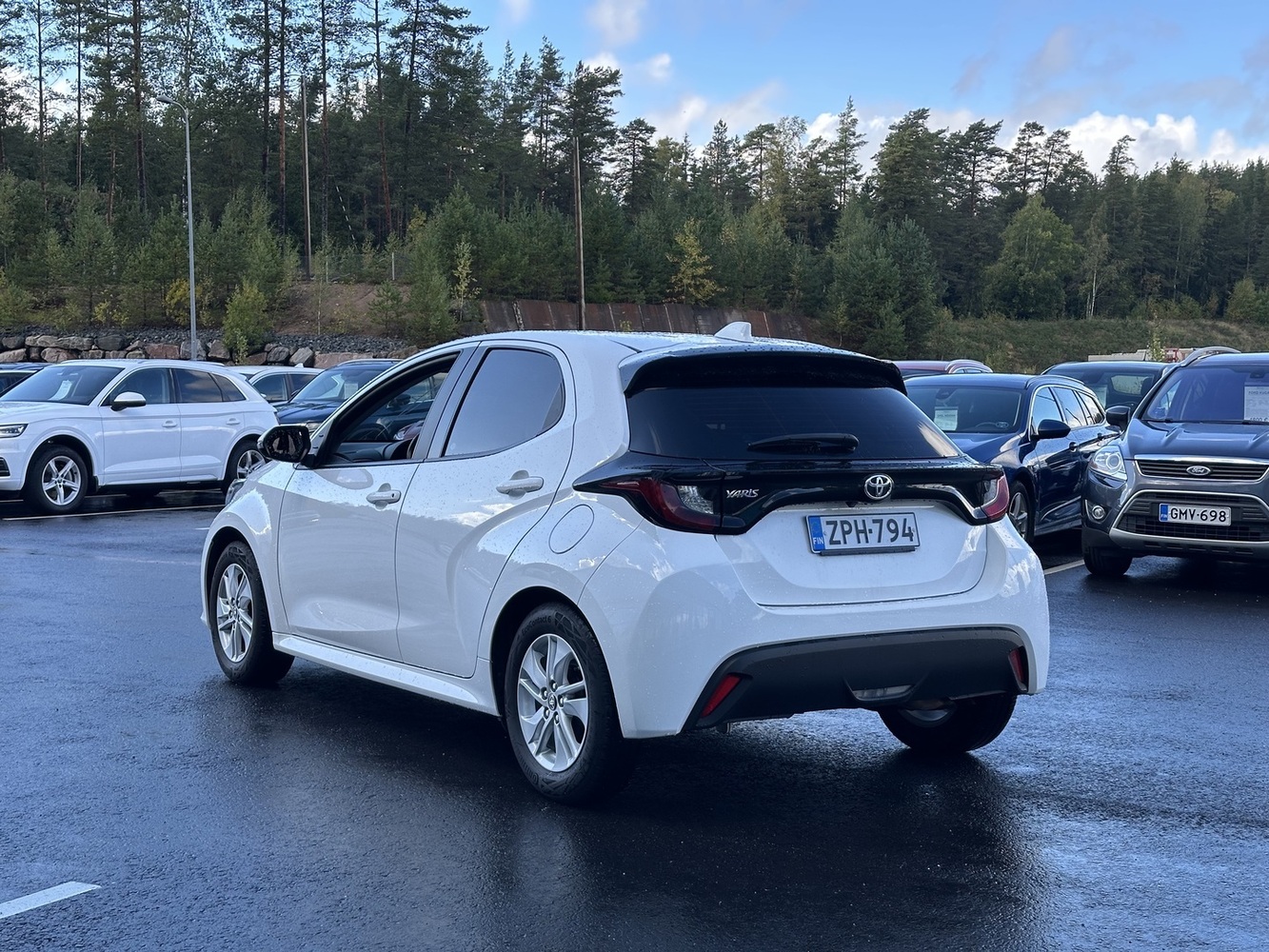 Toyota Yaris vaihtoauto
