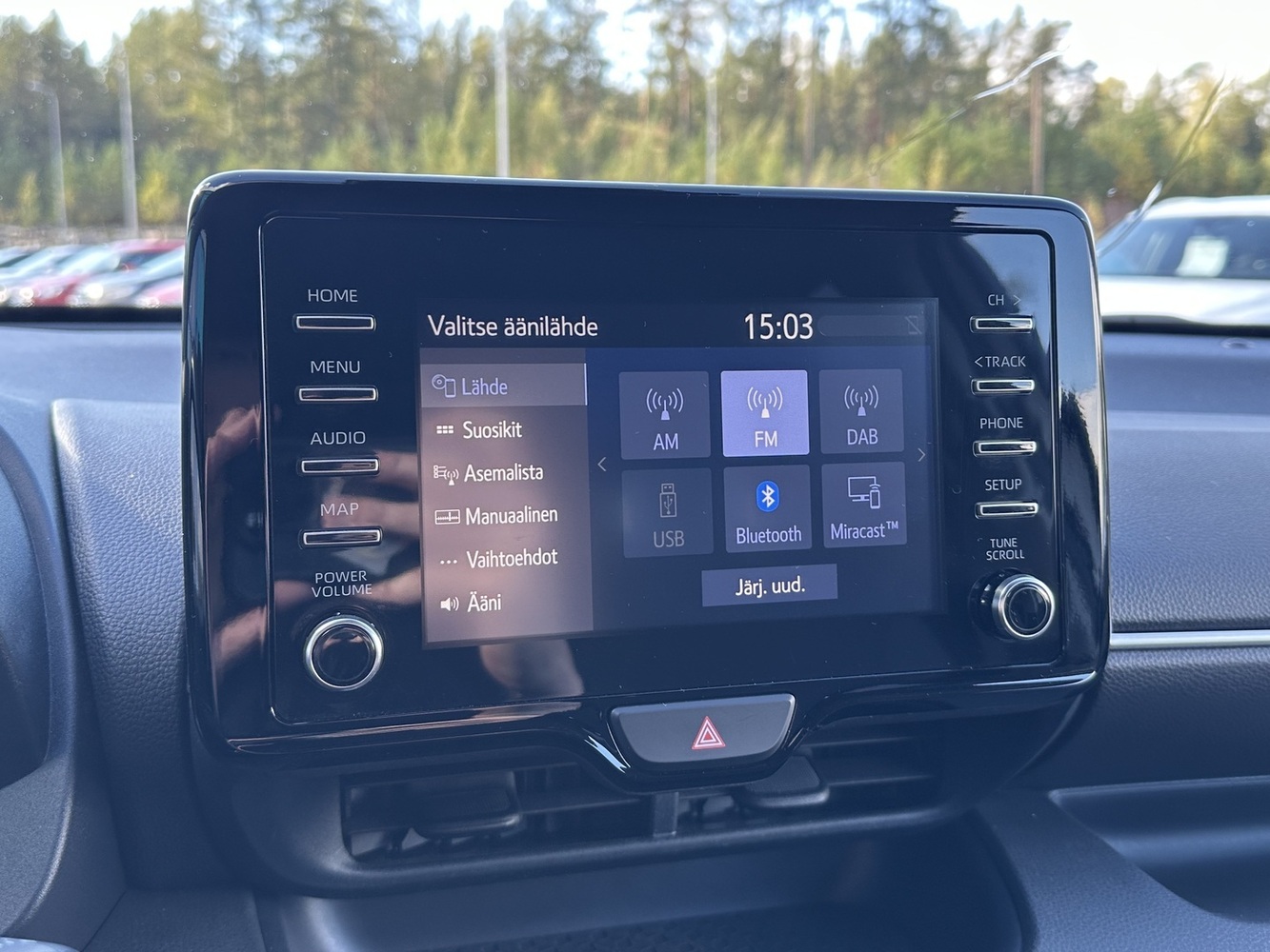 Toyota Yaris vaihtoauto