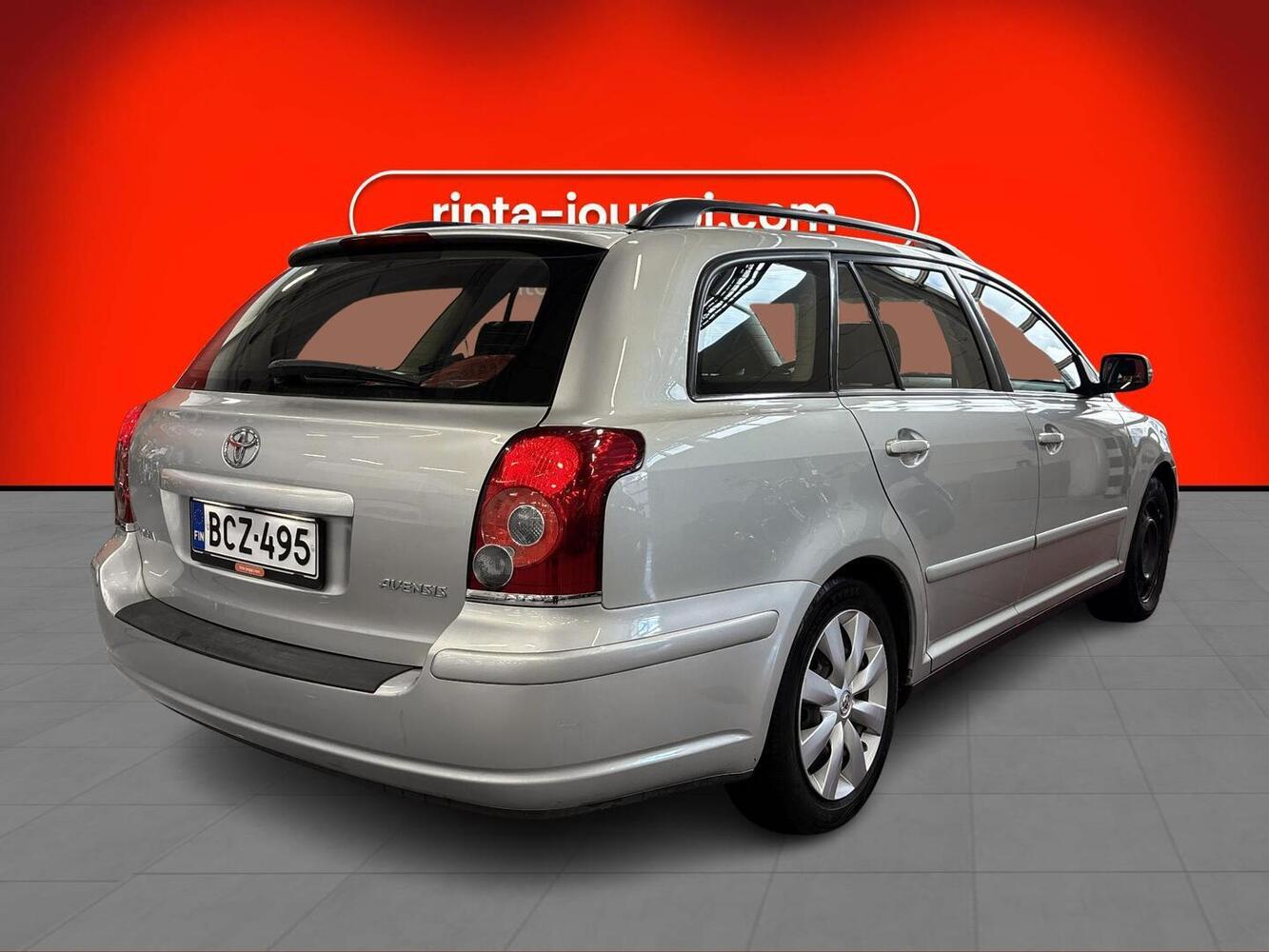 Toyota Avensis vaihtoauto