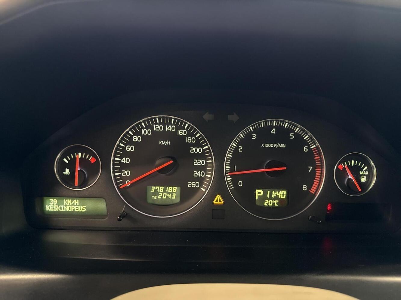 Volvo V70 vaihtoauto
