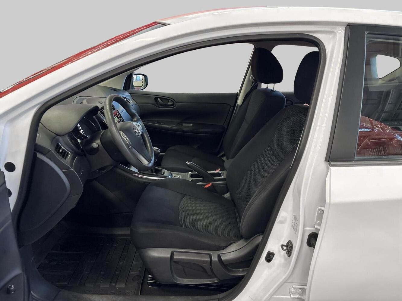 Nissan Pulsar vaihtoauto