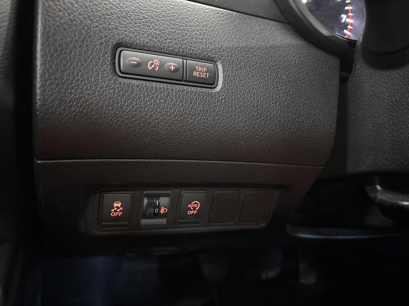 Nissan Pulsar vaihtoauto