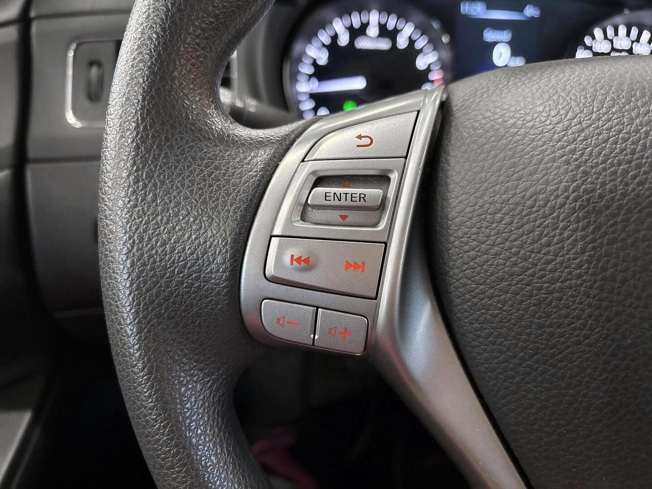 Nissan Pulsar vaihtoauto