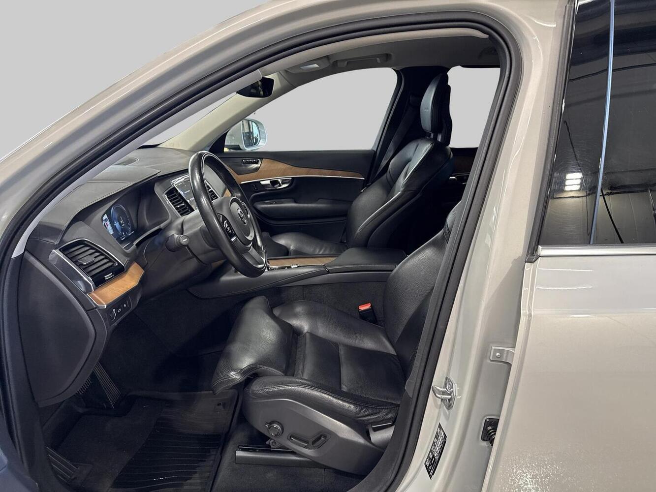 Volvo XC90 vaihtoauto