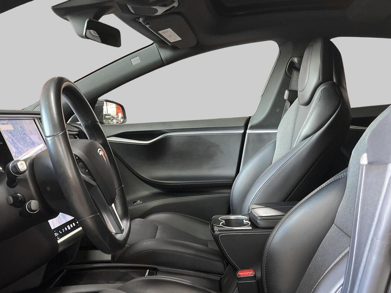 Tesla Model S vaihtoauto
