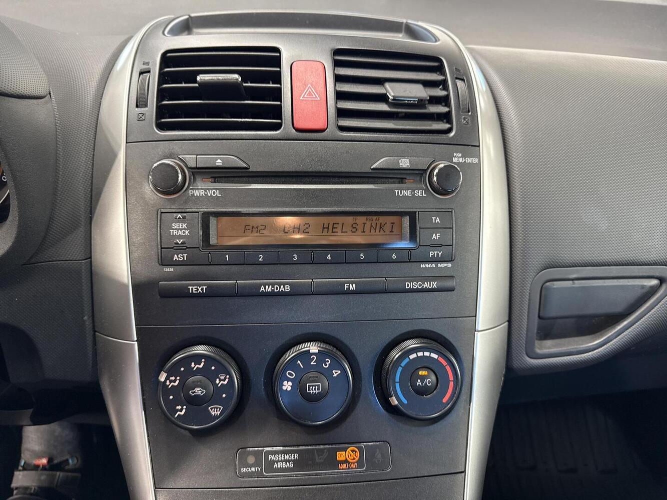Toyota Auris vaihtoauto