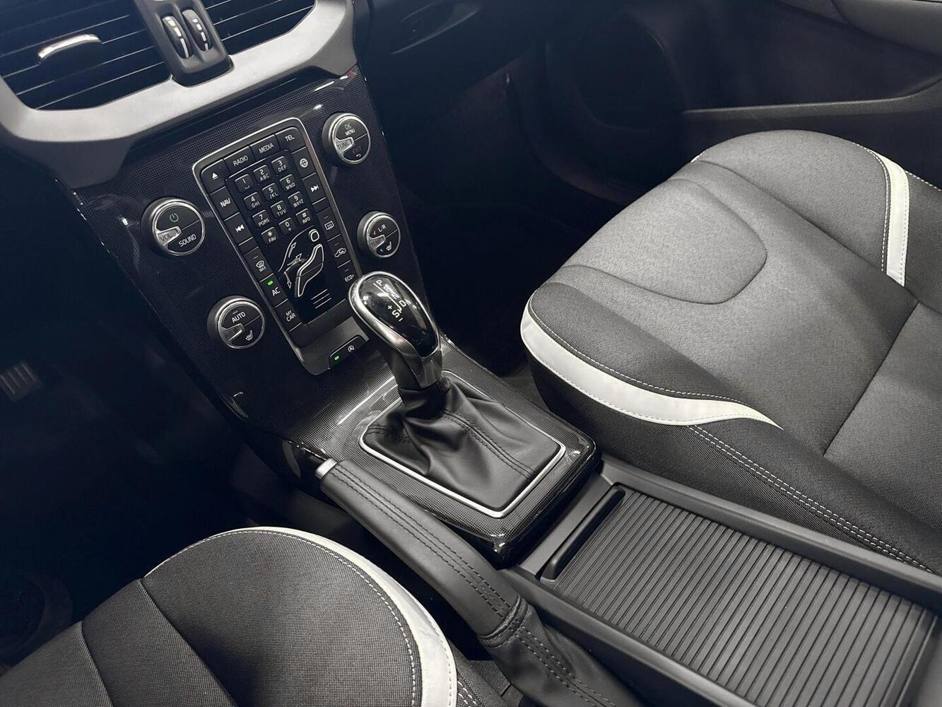 Volvo V40 vaihtoauto