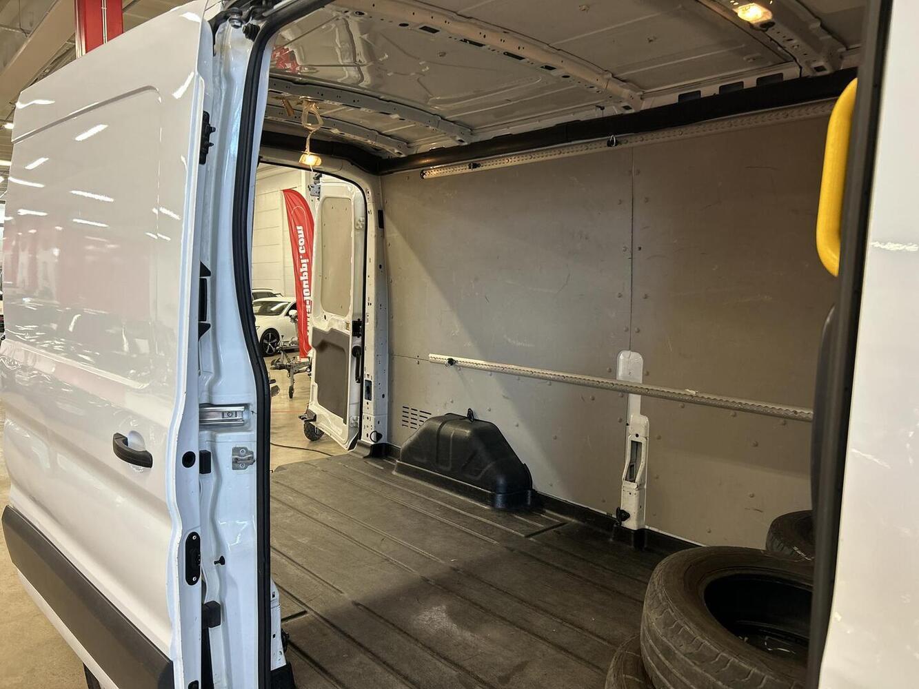 Ford Transit vaihtoauto