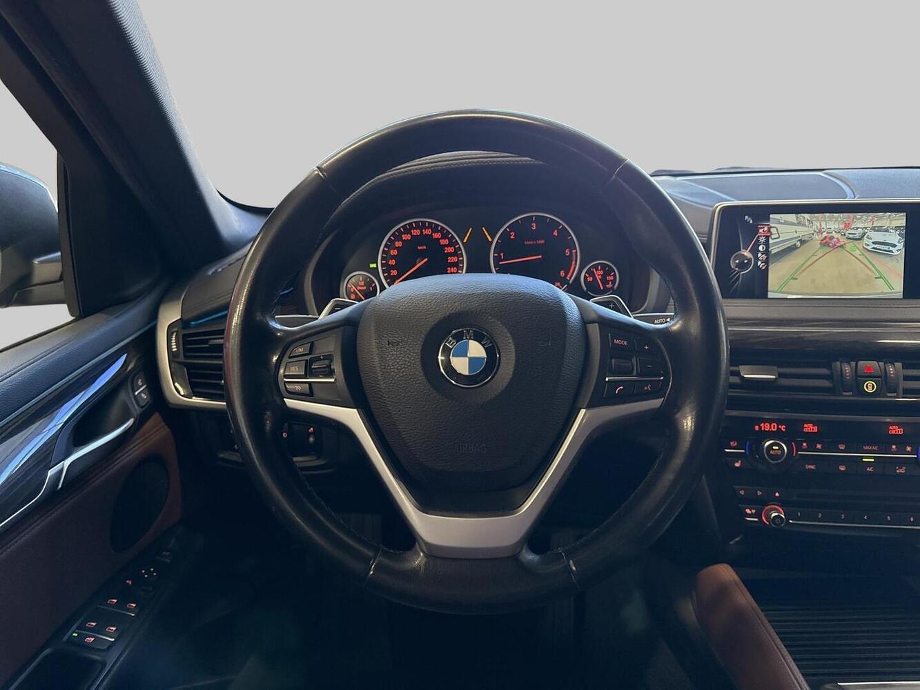BMW X6 vaihtoauto
