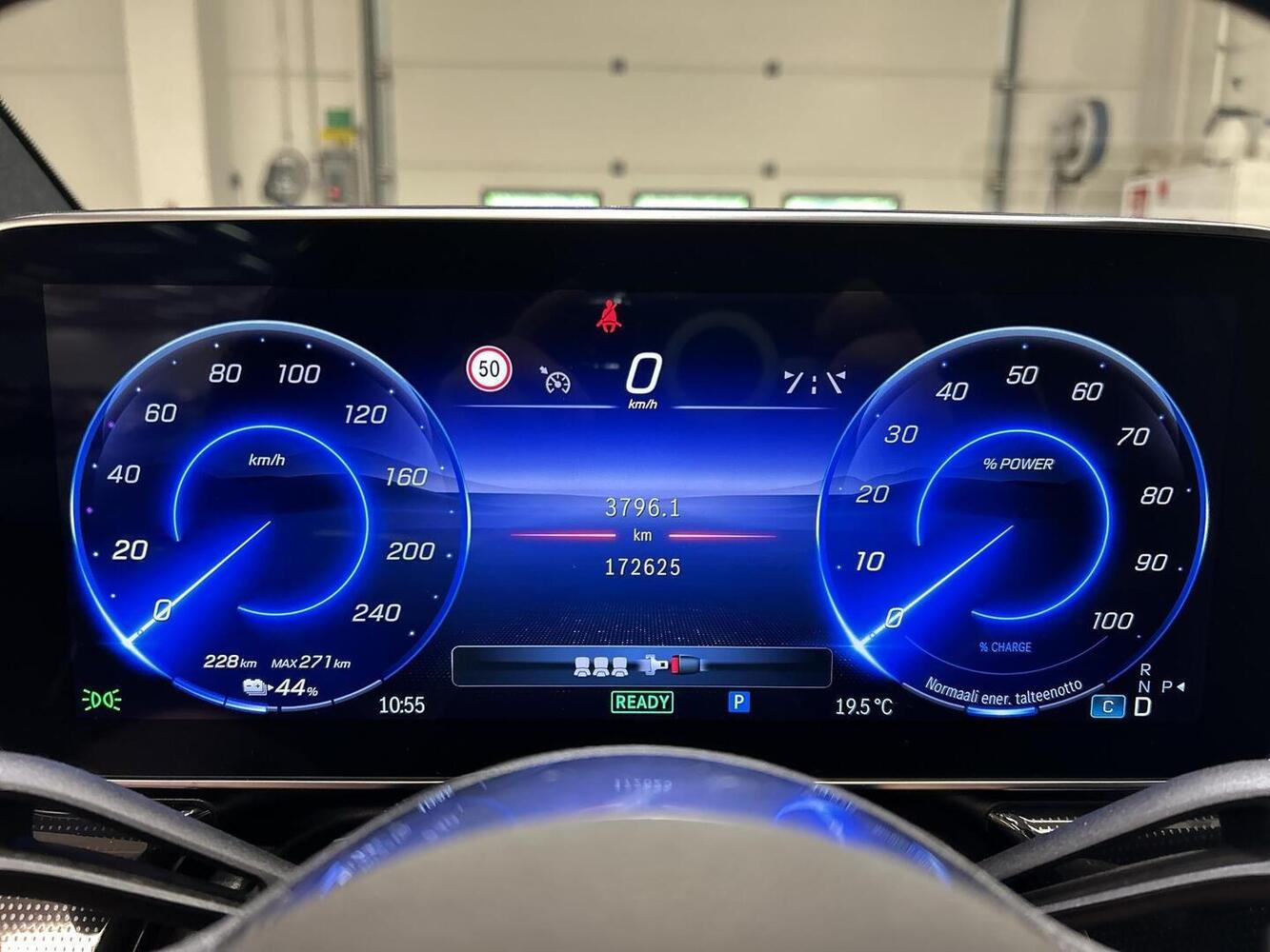 Mercedes-Benz EQE vaihtoauto
