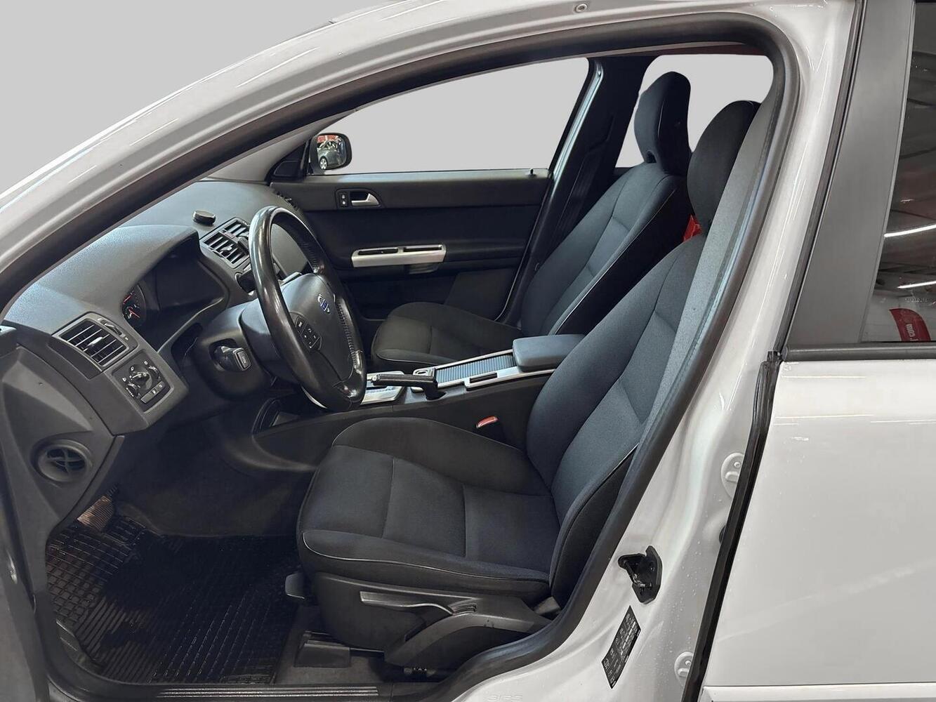 Volvo V50 vaihtoauto