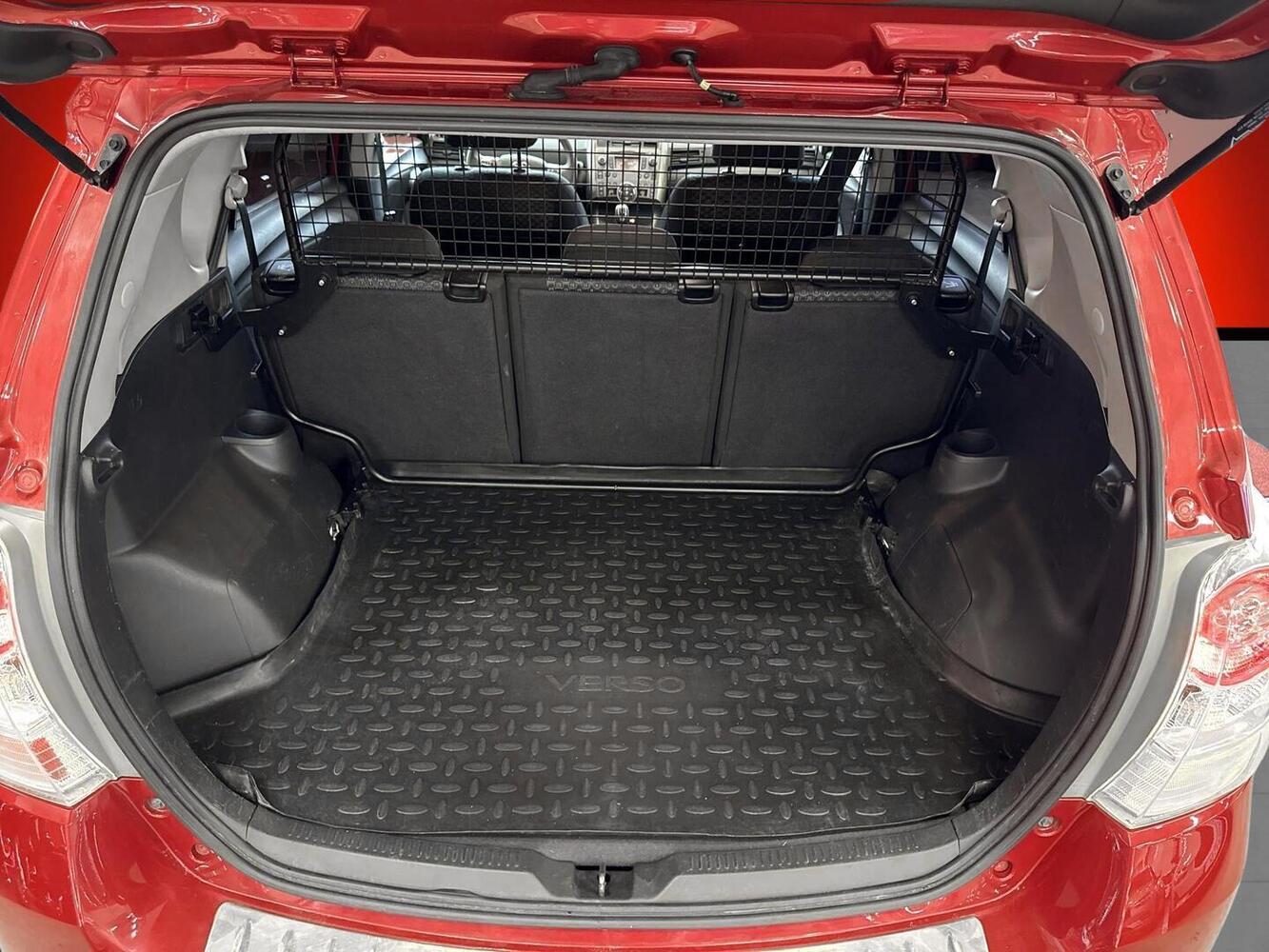Toyota Verso vaihtoauto