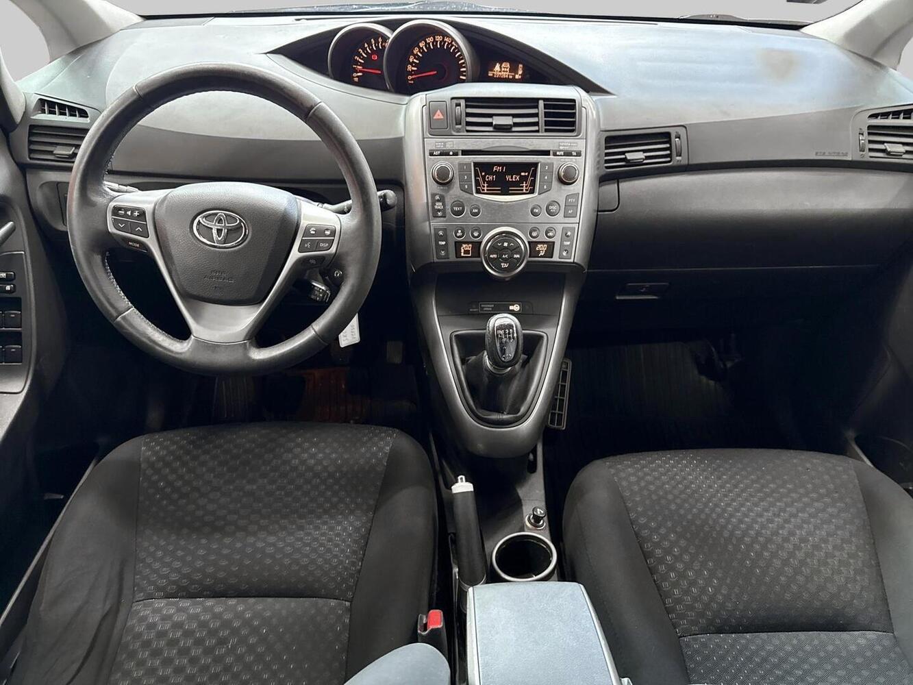 Toyota Verso vaihtoauto