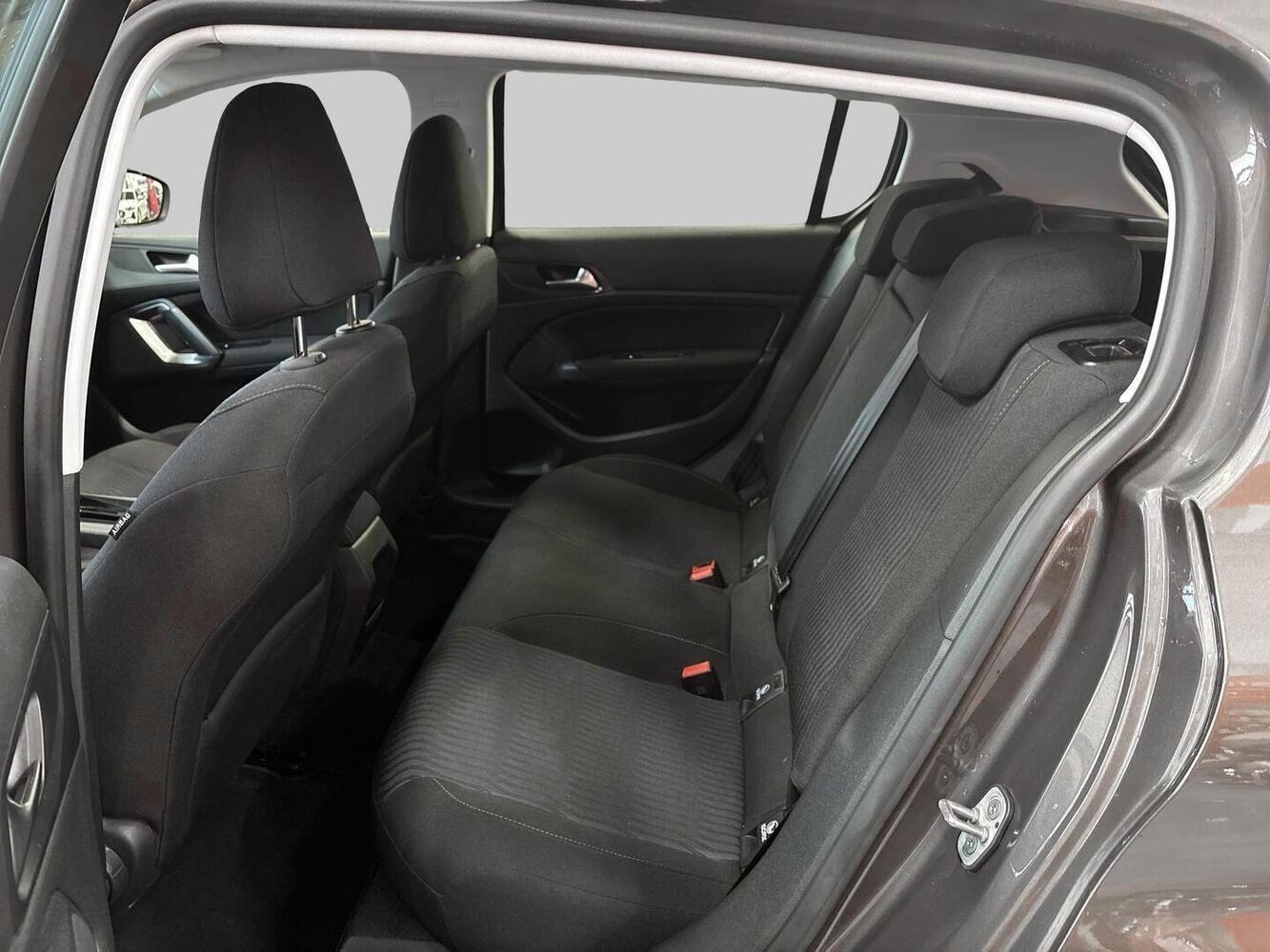 Peugeot 308 vaihtoauto