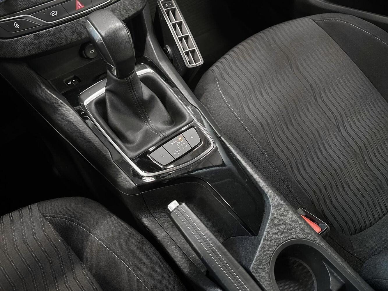 Peugeot 308 vaihtoauto