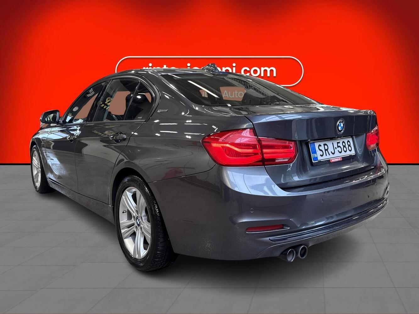 BMW 330 vaihtoauto