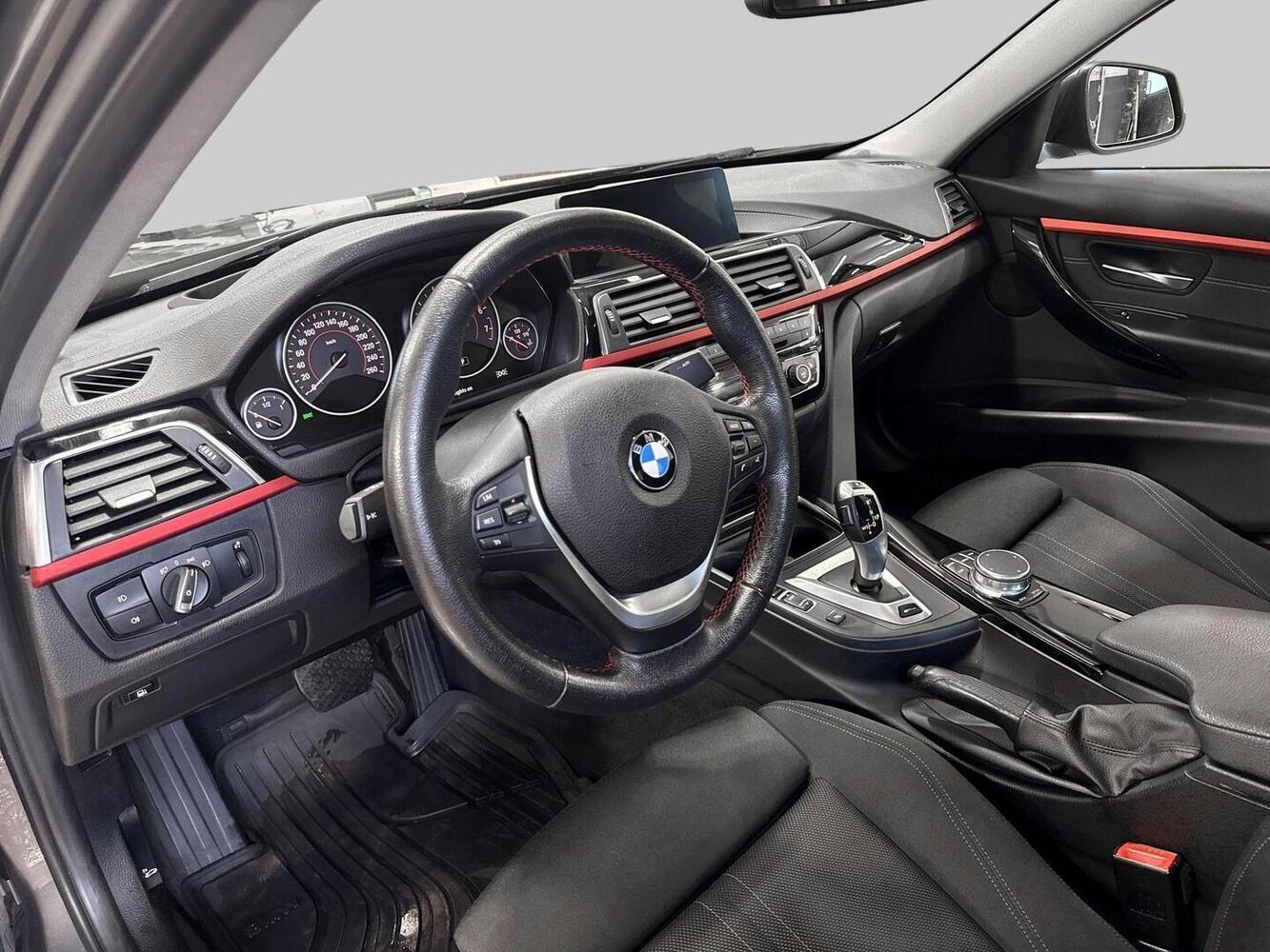 BMW 330 vaihtoauto