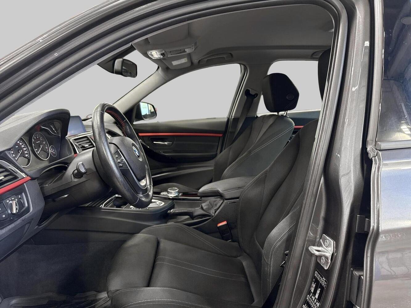 BMW 330 vaihtoauto