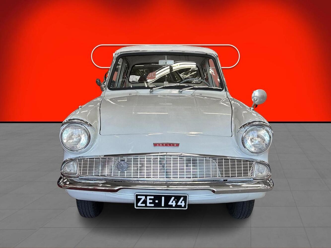 Ford Anglia vaihtoauto