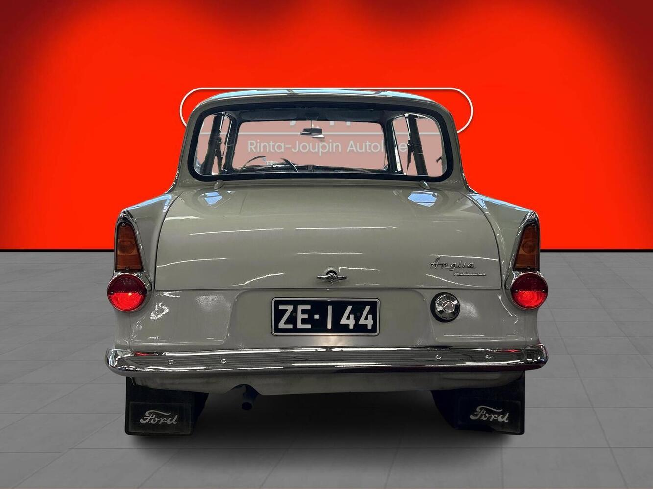 Ford Anglia vaihtoauto