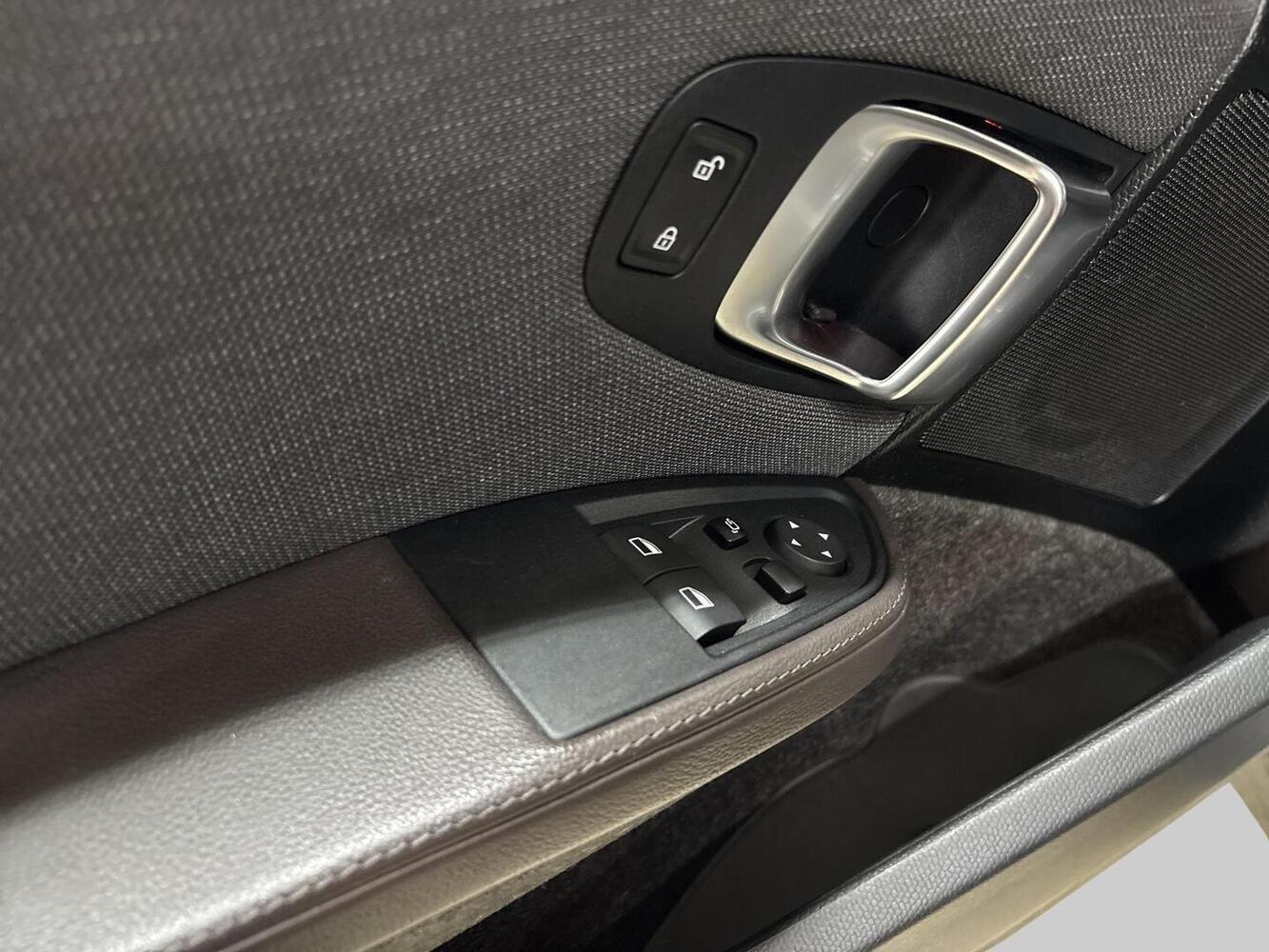 BMW i3 vaihtoauto
