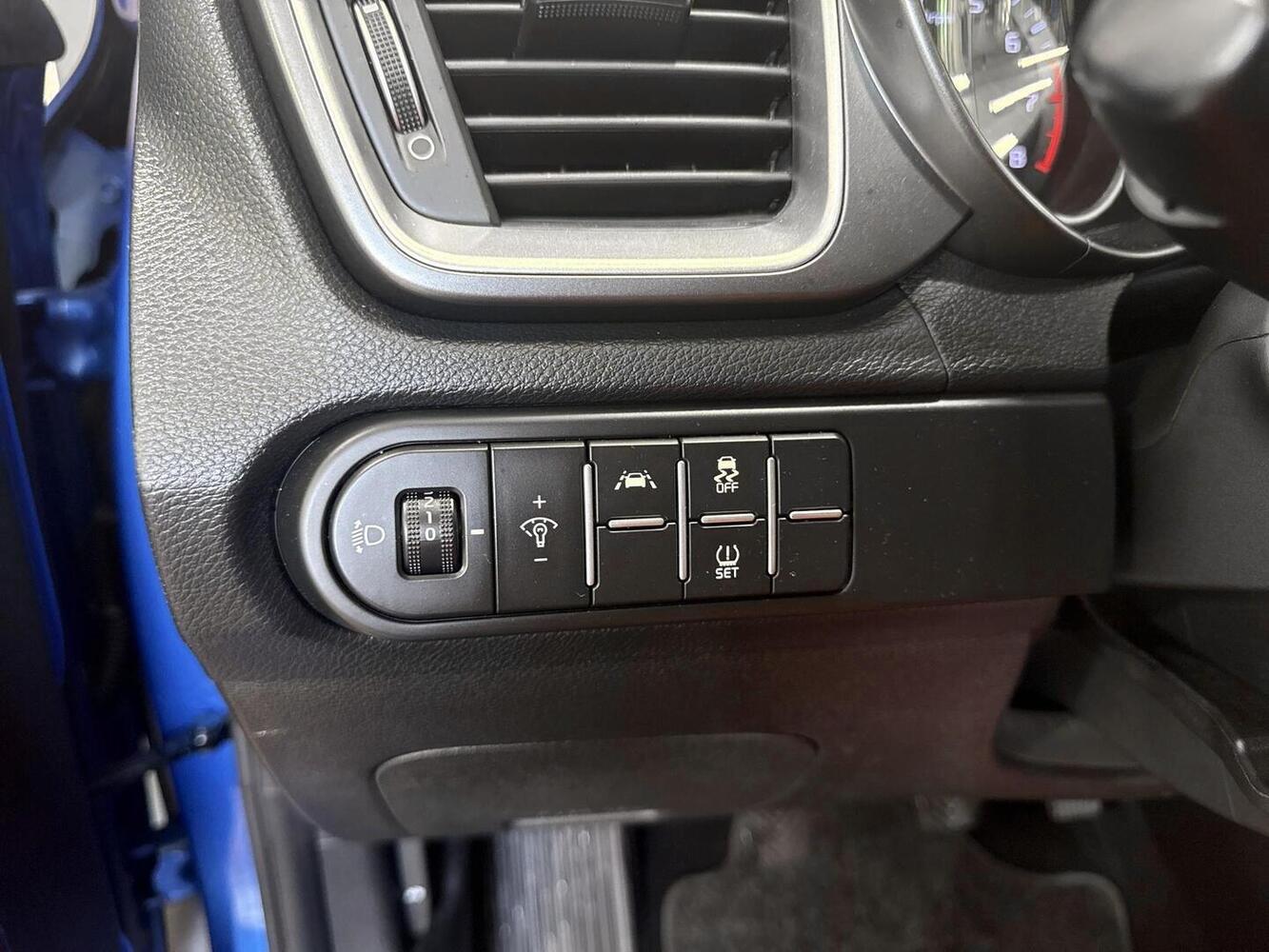 Kia XCeed vaihtoauto