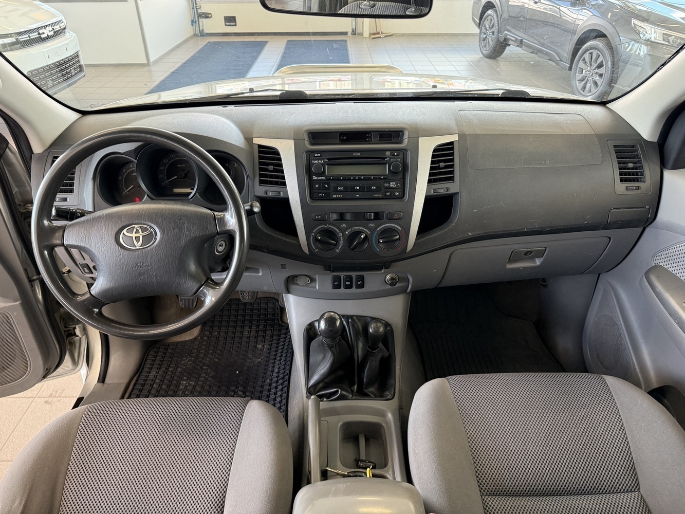 Toyota Hilux vaihtoauto