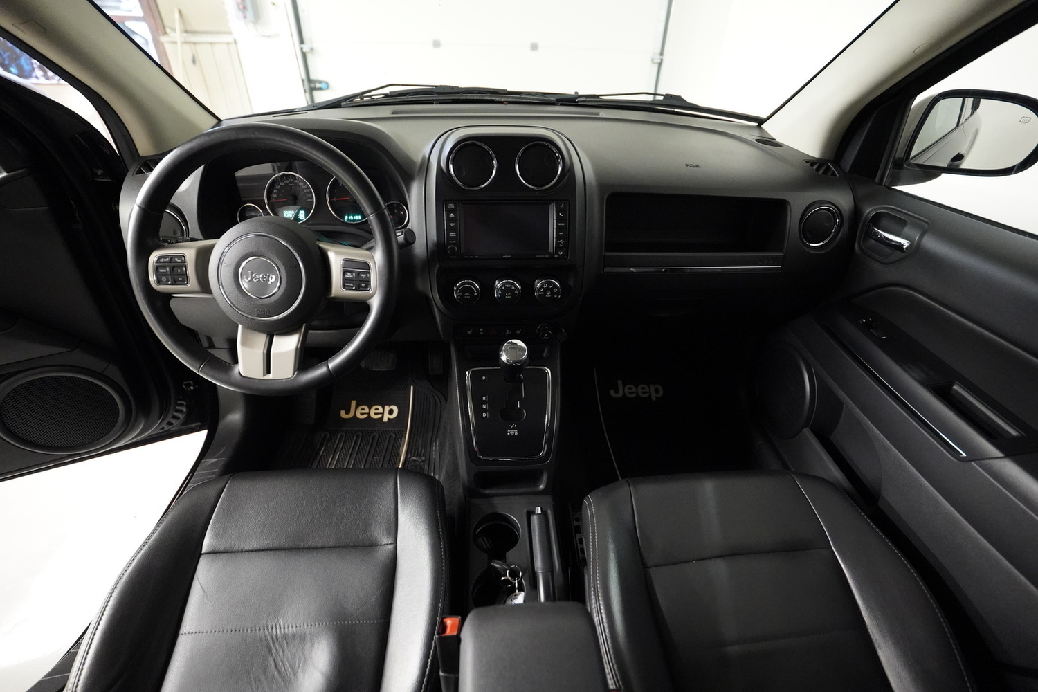 Jeep Compass vaihtoauto