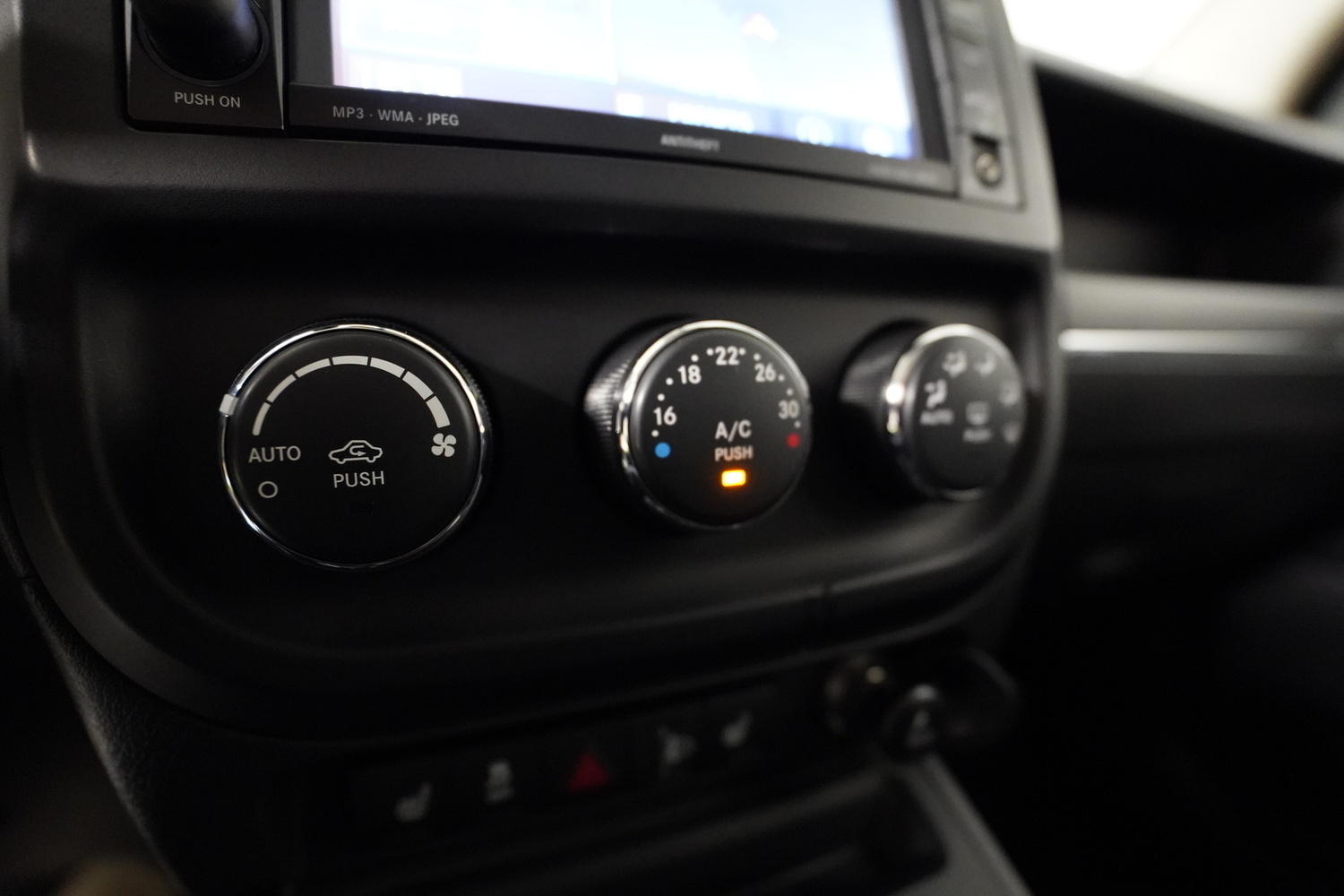 Jeep Compass vaihtoauto