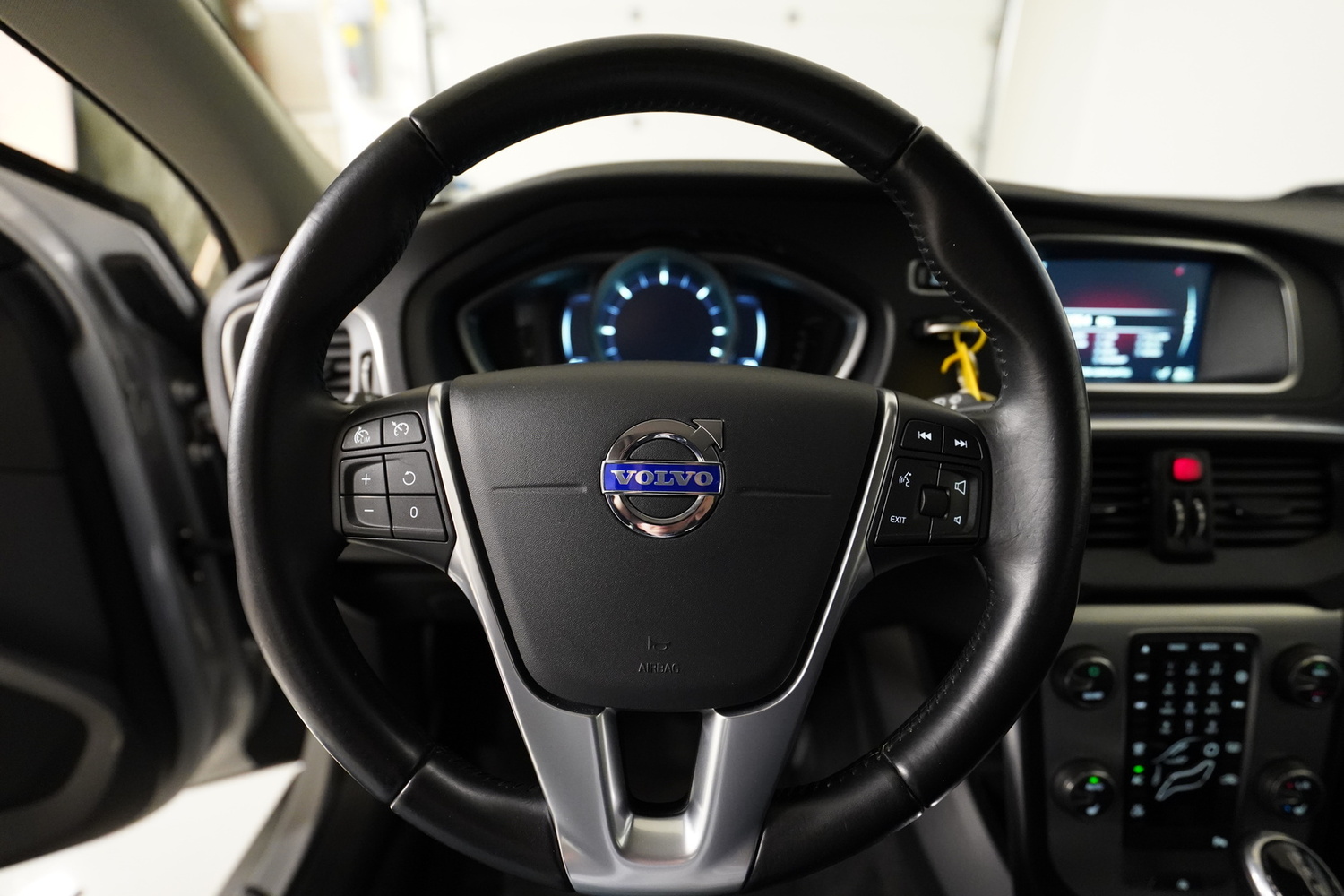 Volvo V40 vaihtoauto