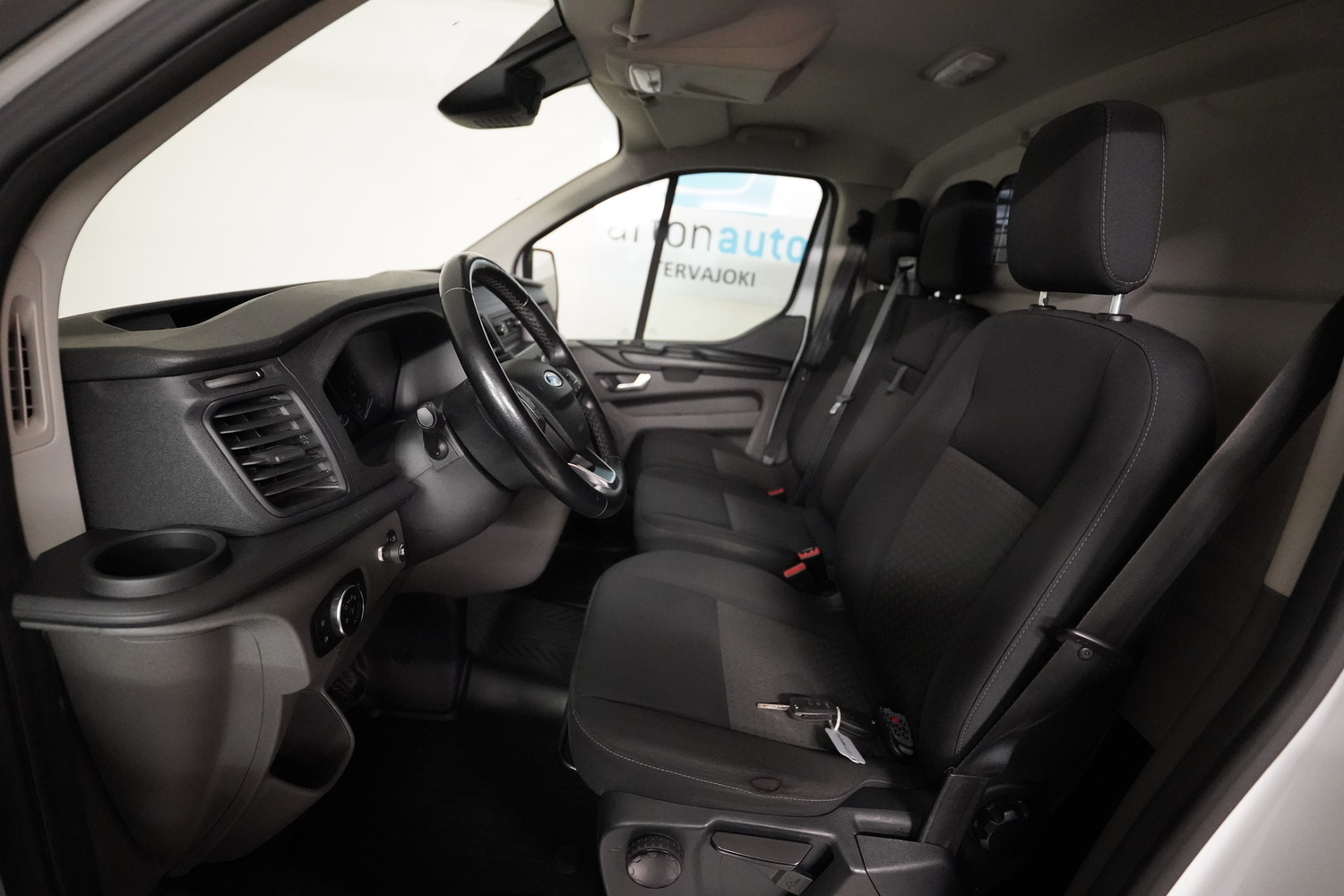 Ford Transit Custom vaihtoauto