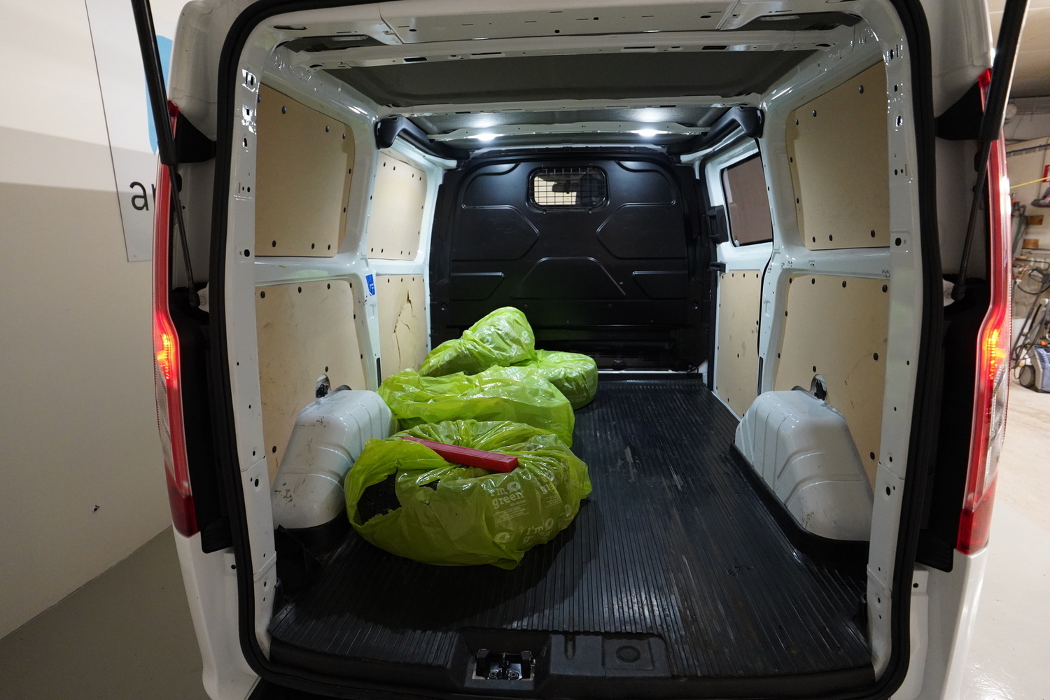 Ford Transit Custom vaihtoauto