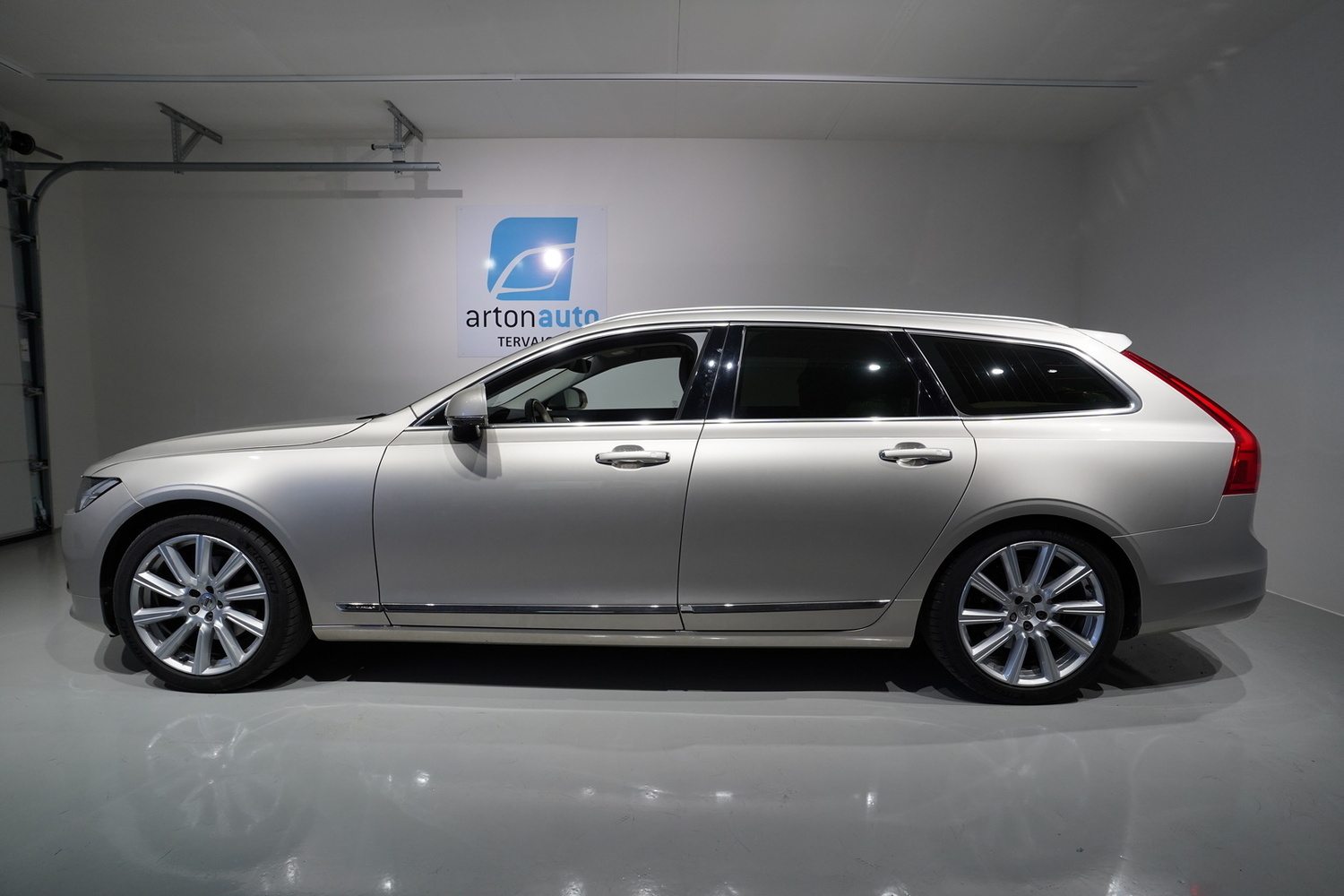 Volvo V90 vaihtoauto