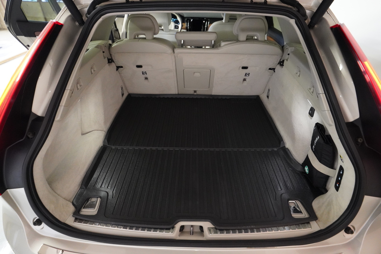 Volvo V90 vaihtoauto