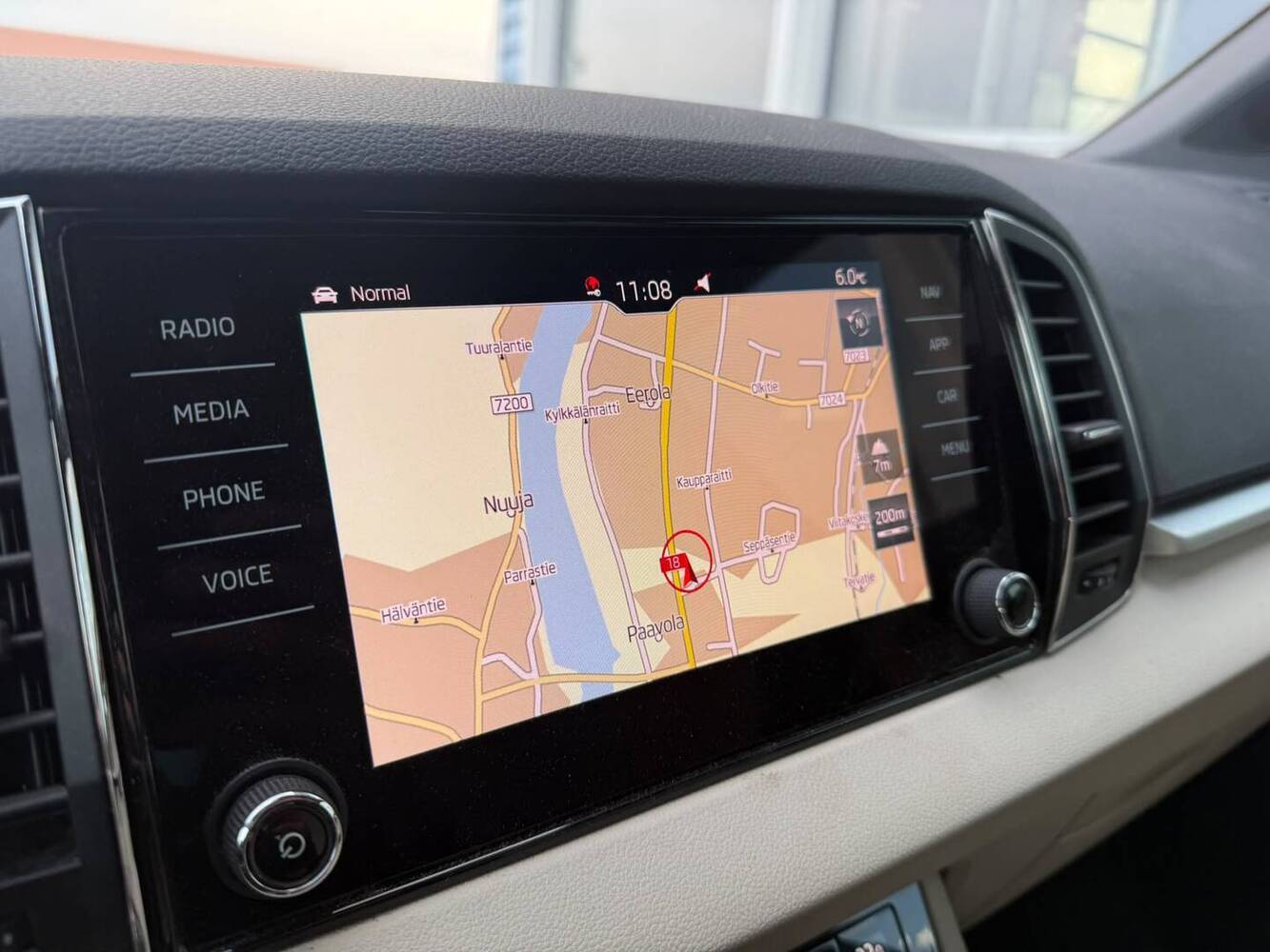 Skoda Karoq vaihtoauto