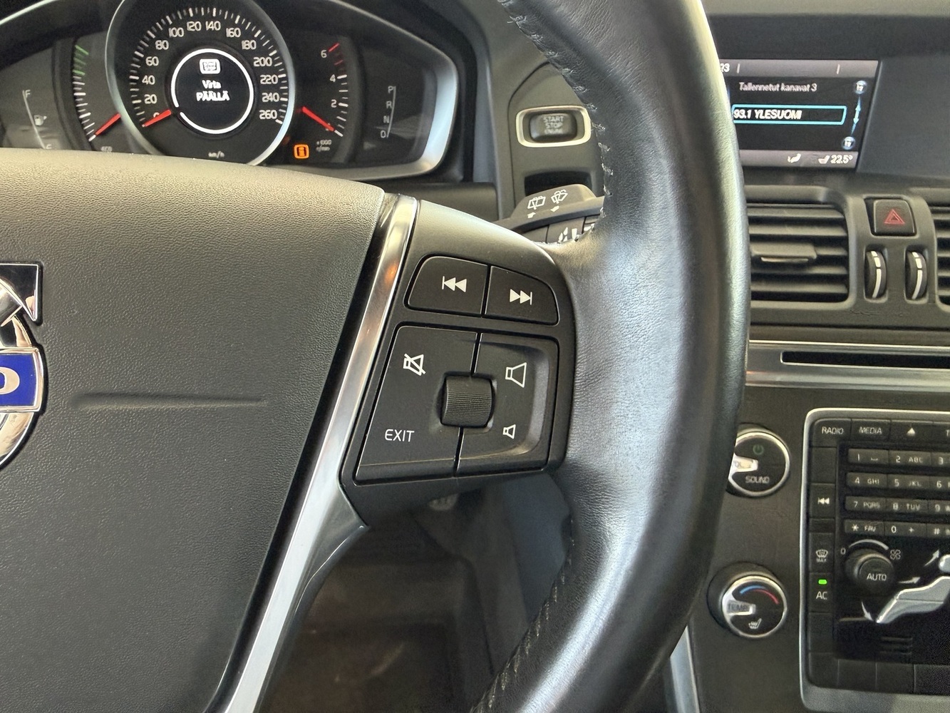 Volvo XC60 vaihtoauto