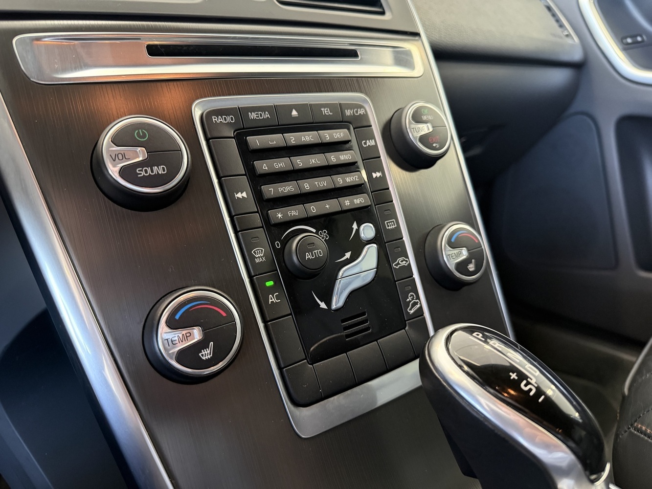 Volvo XC60 vaihtoauto