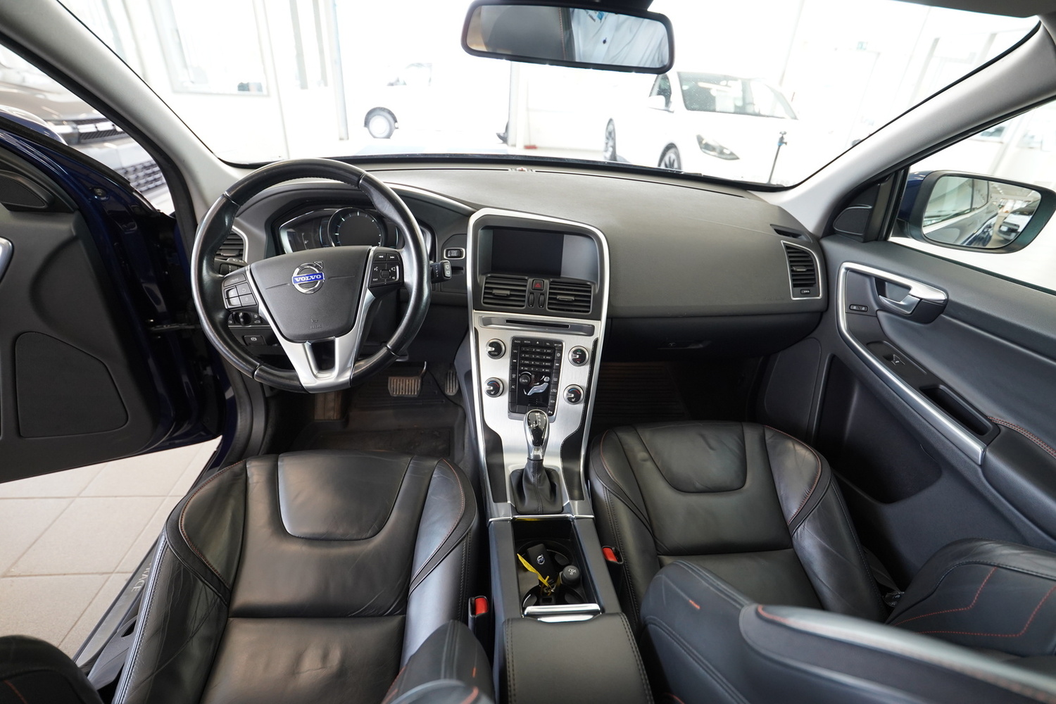 Volvo XC60 vaihtoauto